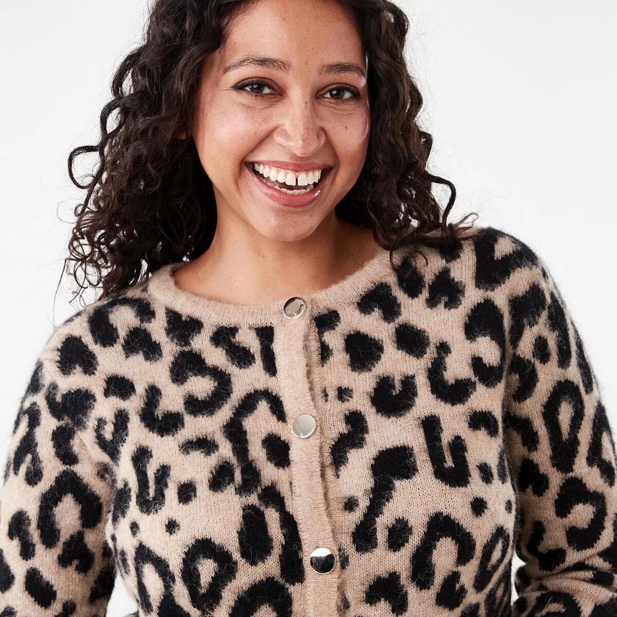 4 Fluffy Animal Cardigan Leopard, 4 of 6