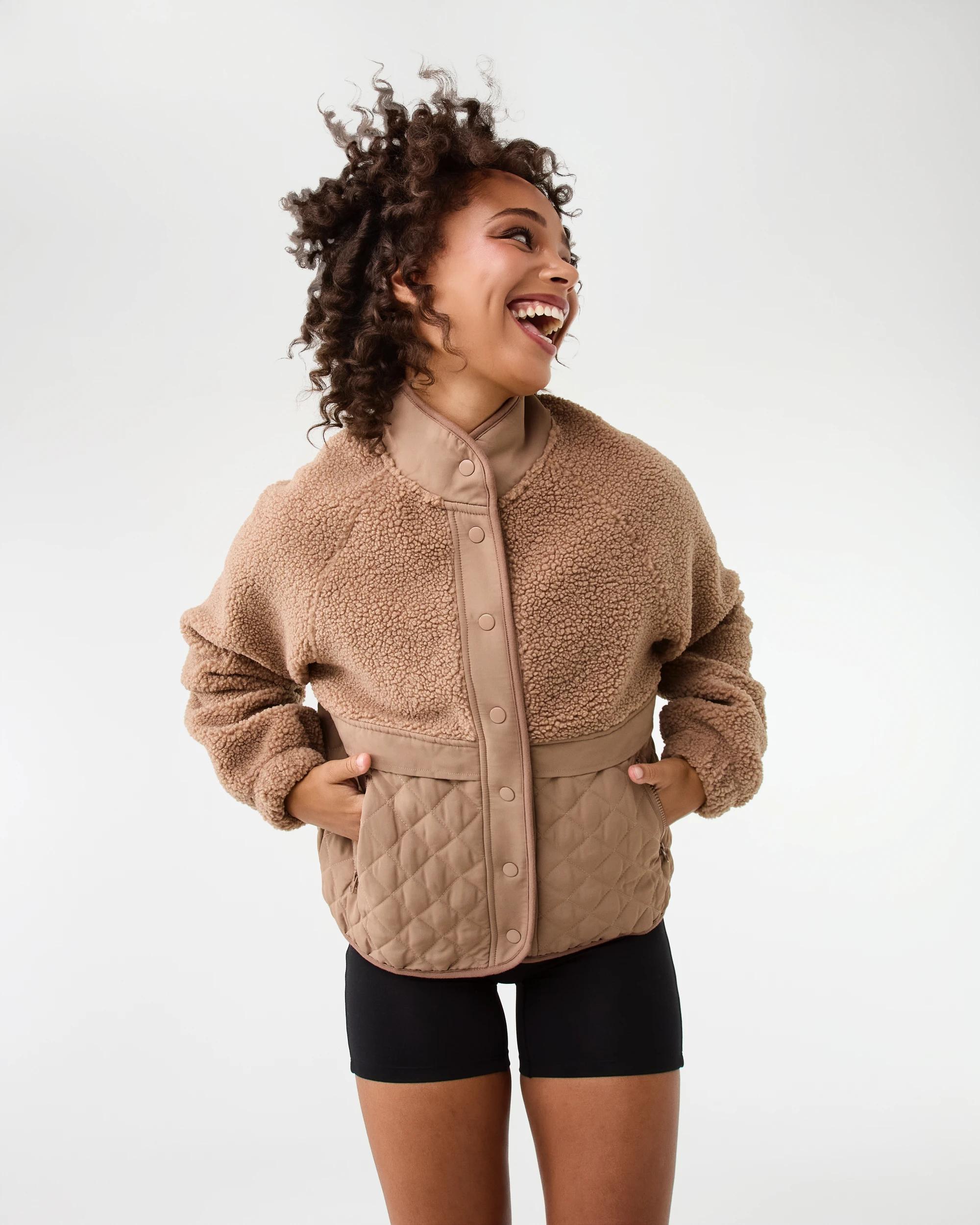 6 Active Womens Contrast Sherpa Quilted Jacket Mud Mush, 6 of 9