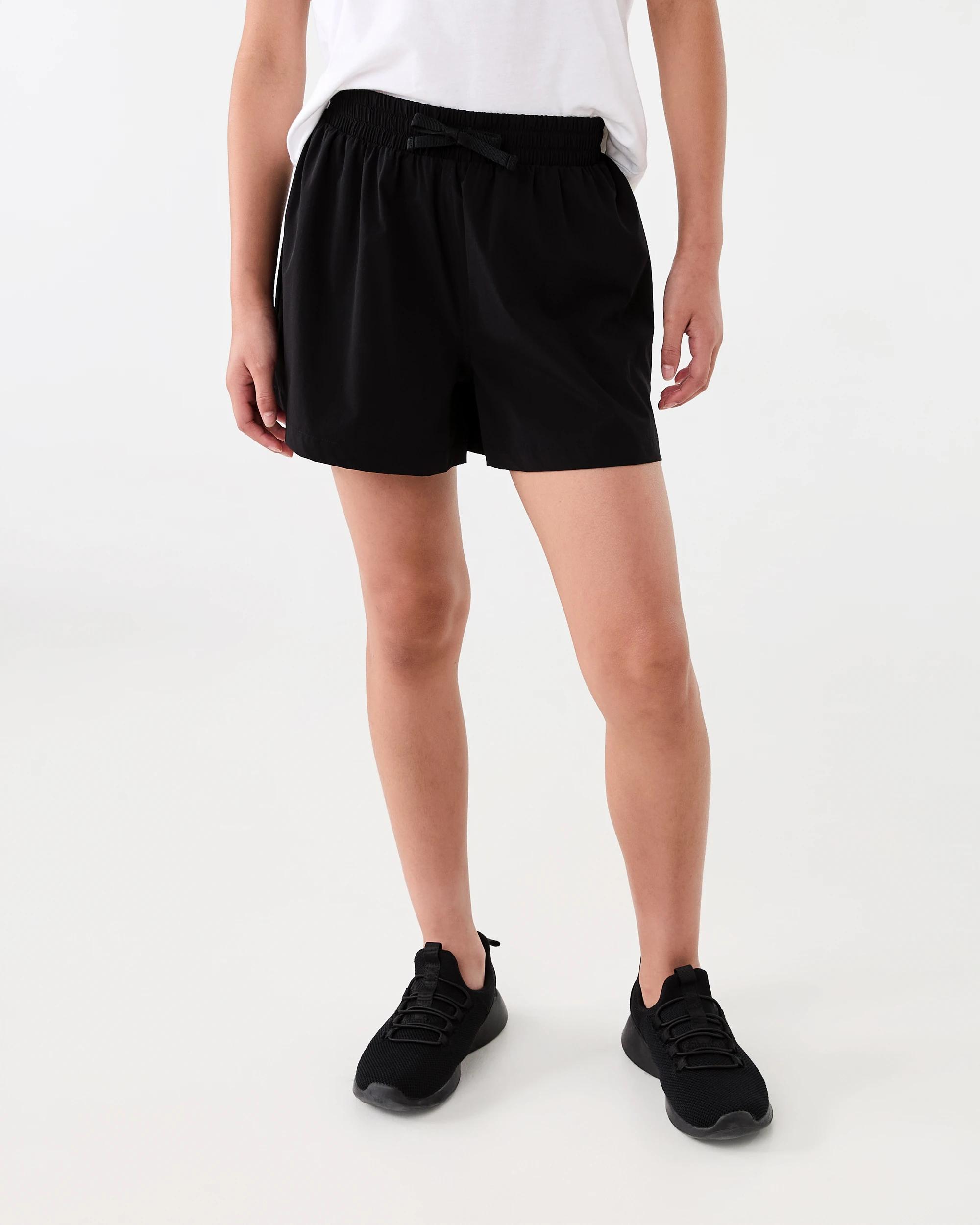 1 Sports Flutter Shorts Black, 1 of 5