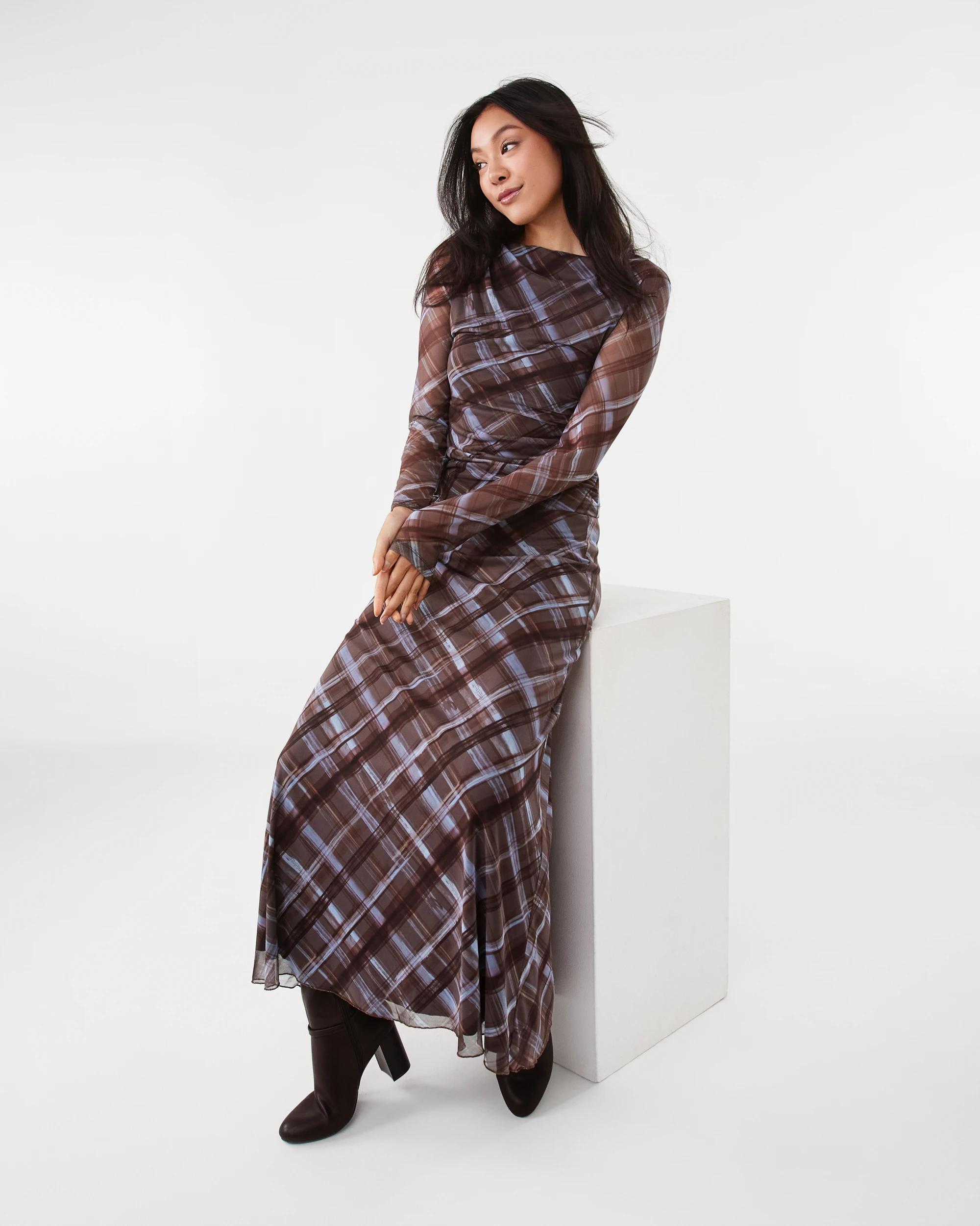 9 Long Sleeve Mesh Drape Top Choc Chk, 9 of 9