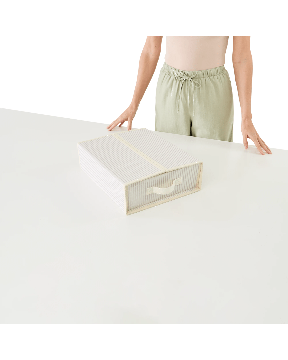 10 Linen Look Bed Linen Box - Stripe, 10 of 10