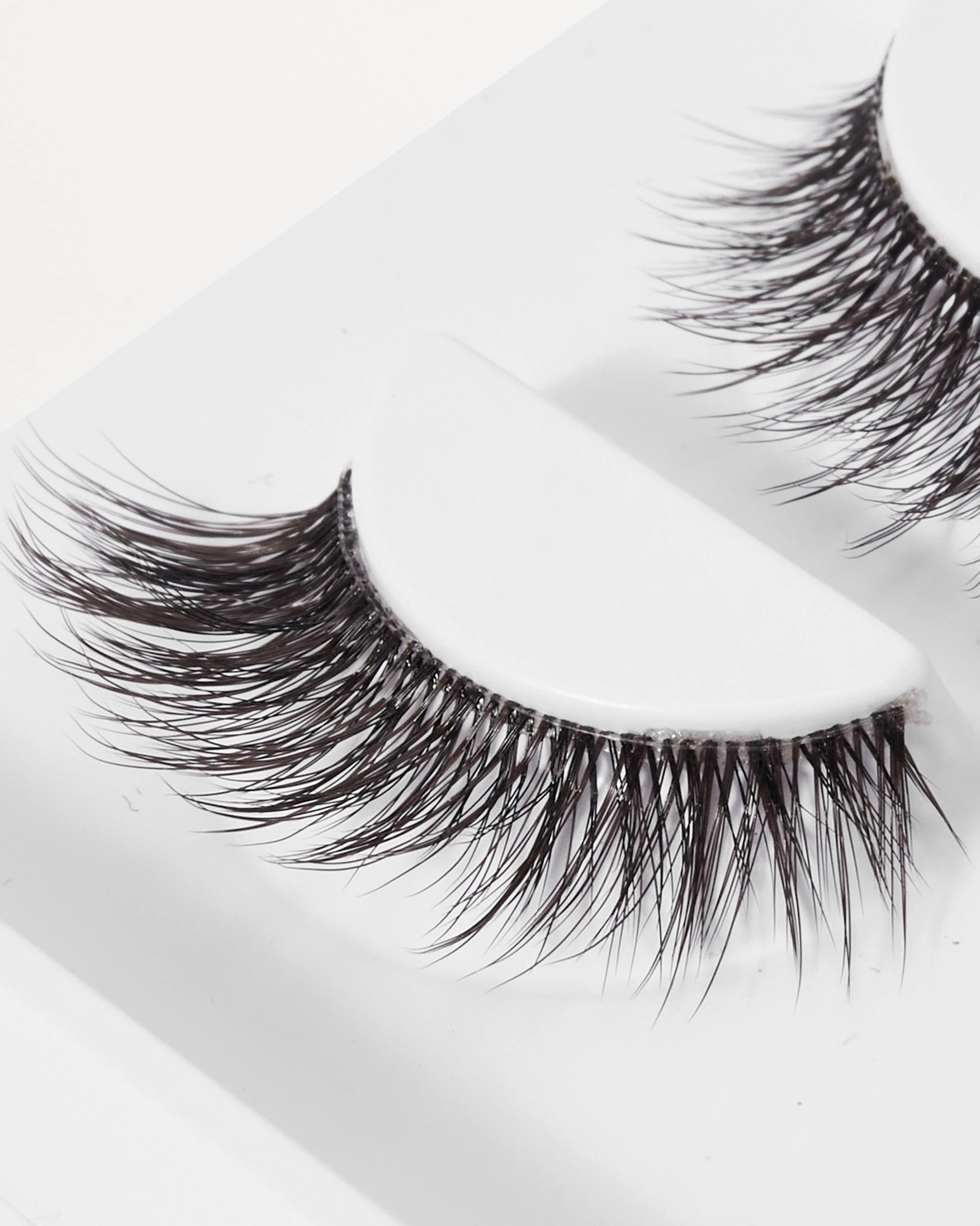 3 OXX Cosmetics Brown False Lashes - No. 3011, 3 of 5