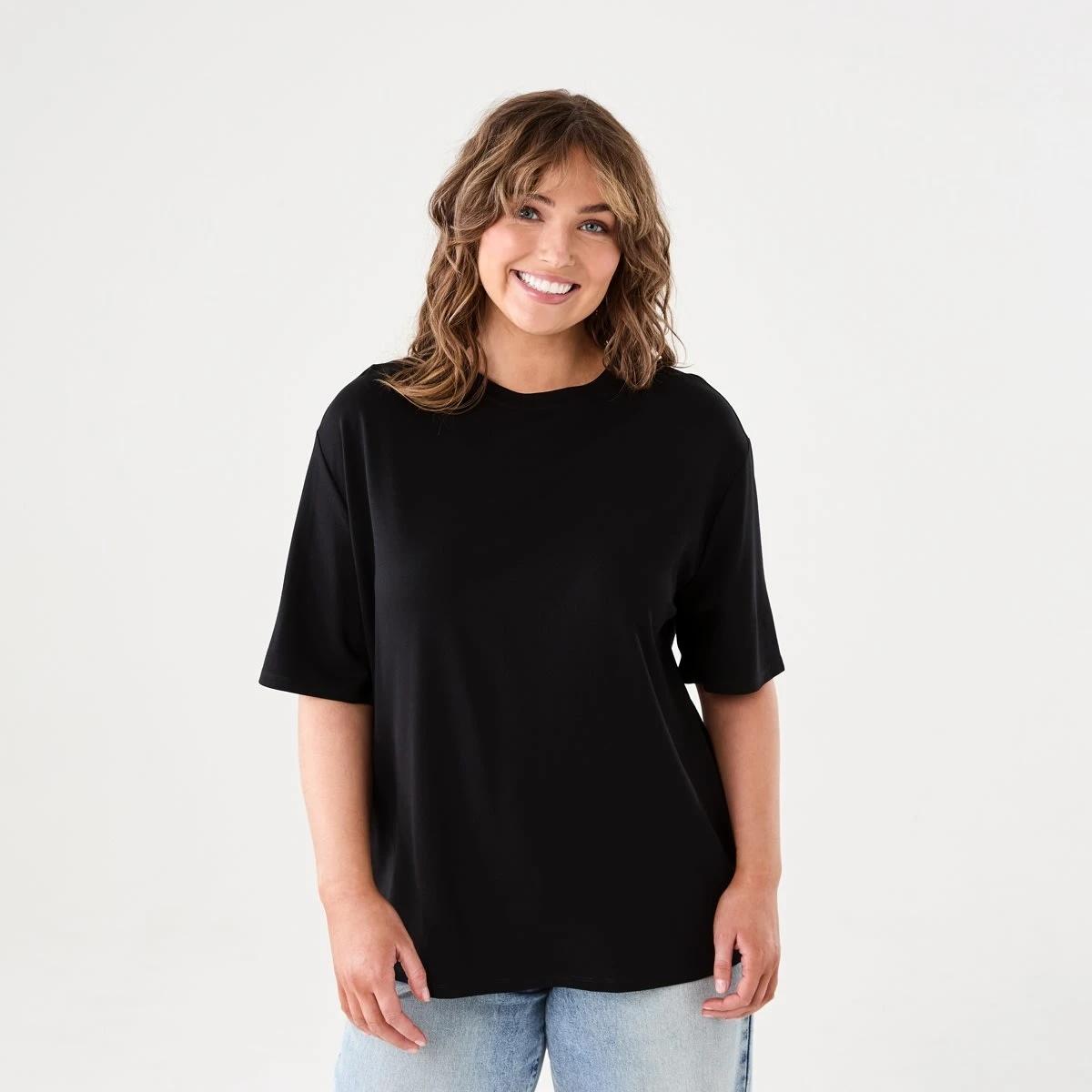 1 Short Sleeve Elevated T-shirt Black, 1 of 5