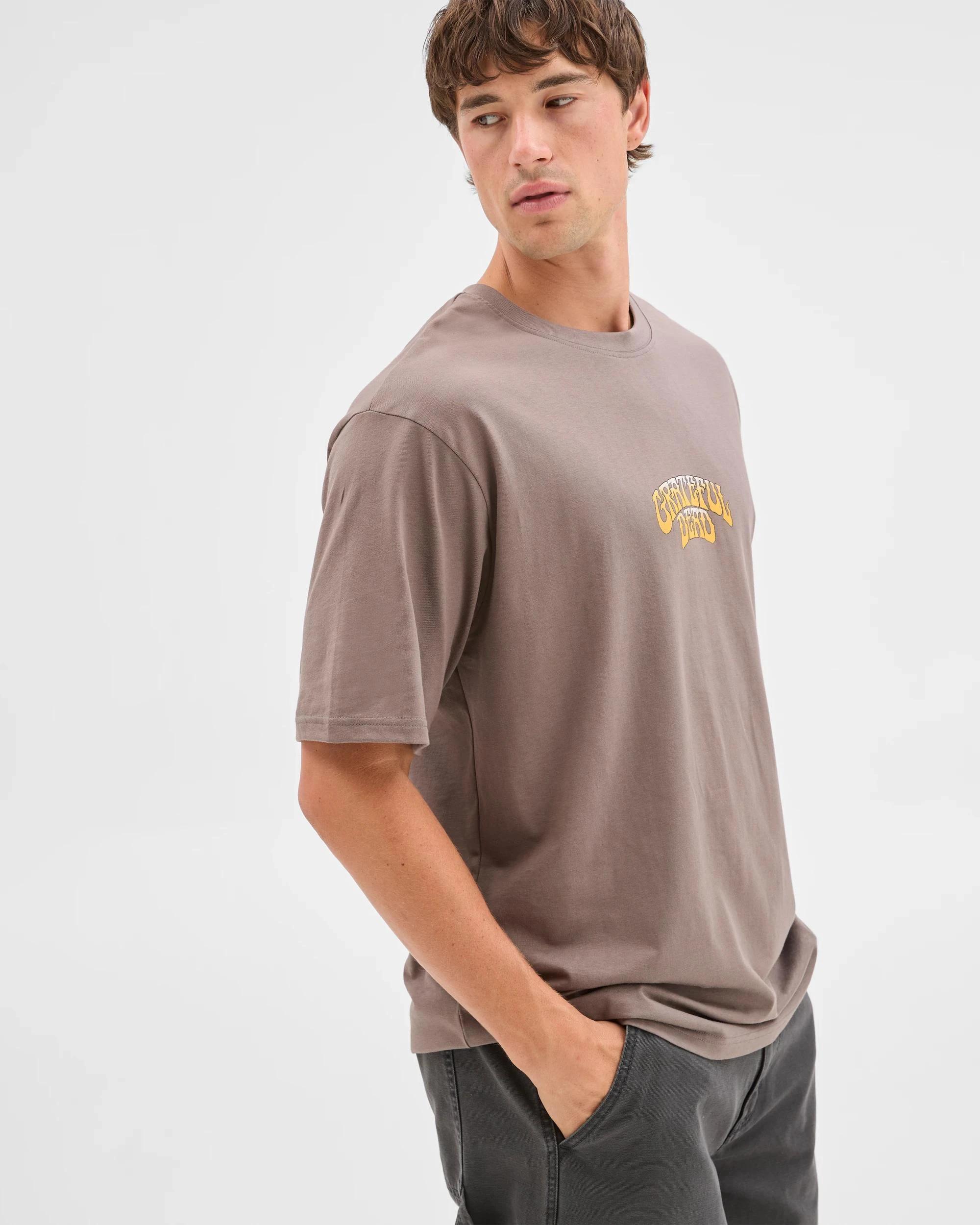 3 Target Man Licensed Grateful Dead Graphic T-Shirt CHOCOLATE, 3 of 5