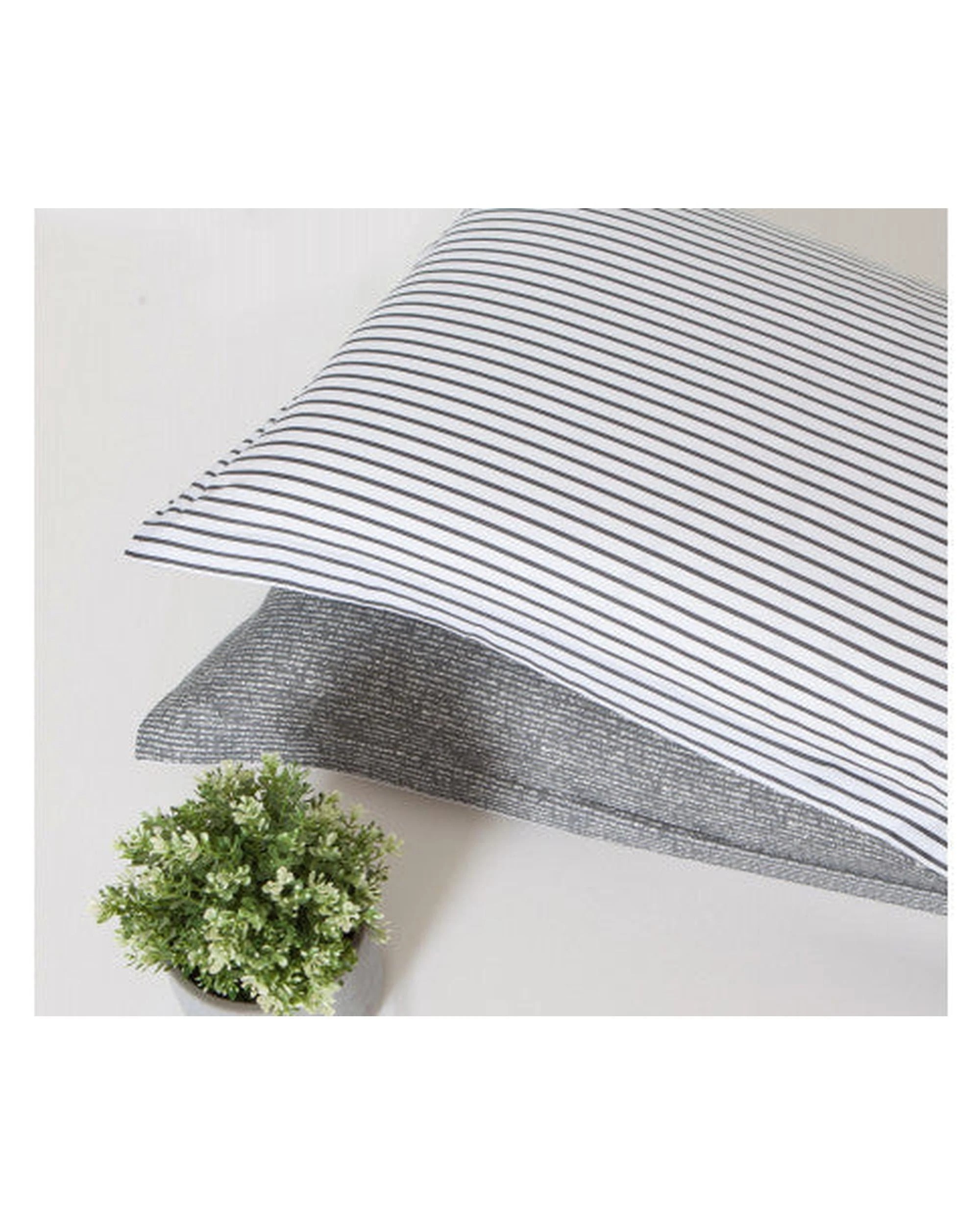 4 Gioia Casa Printed Cotton Reversible Quilt Cover Set - King Bed - Gerry, 4 of 5