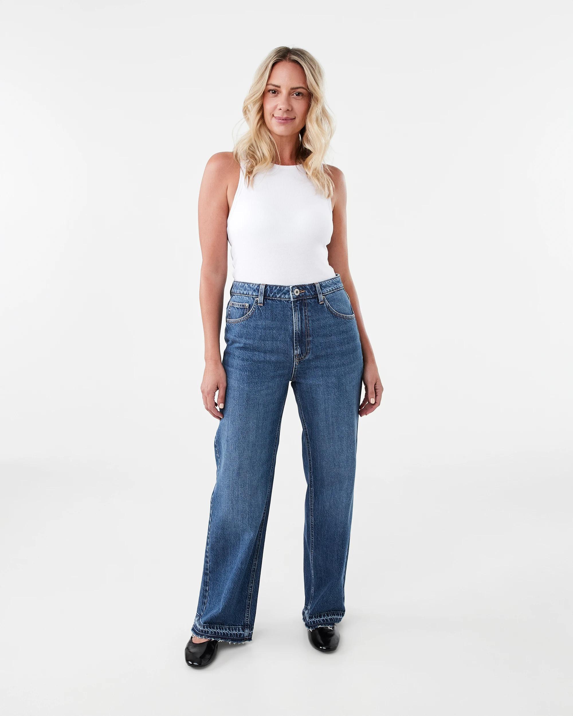 2 Straight Leg Undone Hem Jeans Dark Wash, 2 of 9