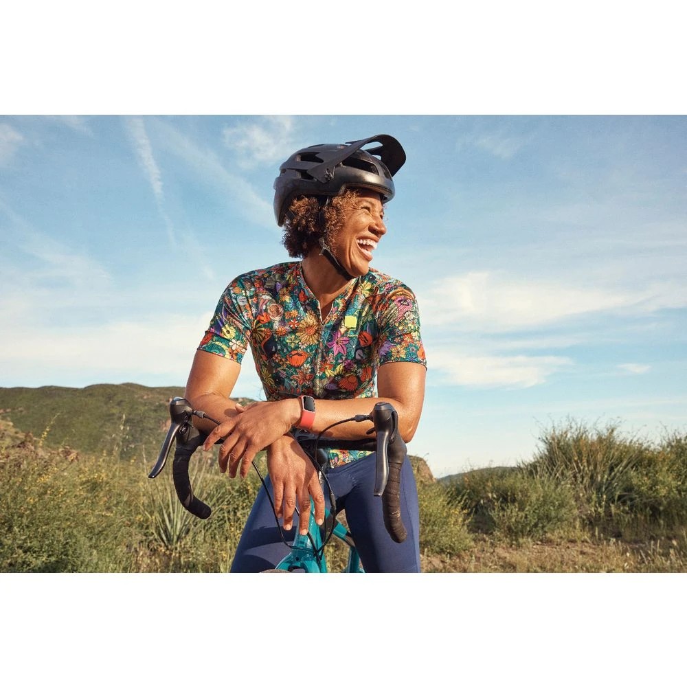 7 Fitbit Charge 6 Advanced Fitness Tracker Coral/Champagne Gold, 7 of 10