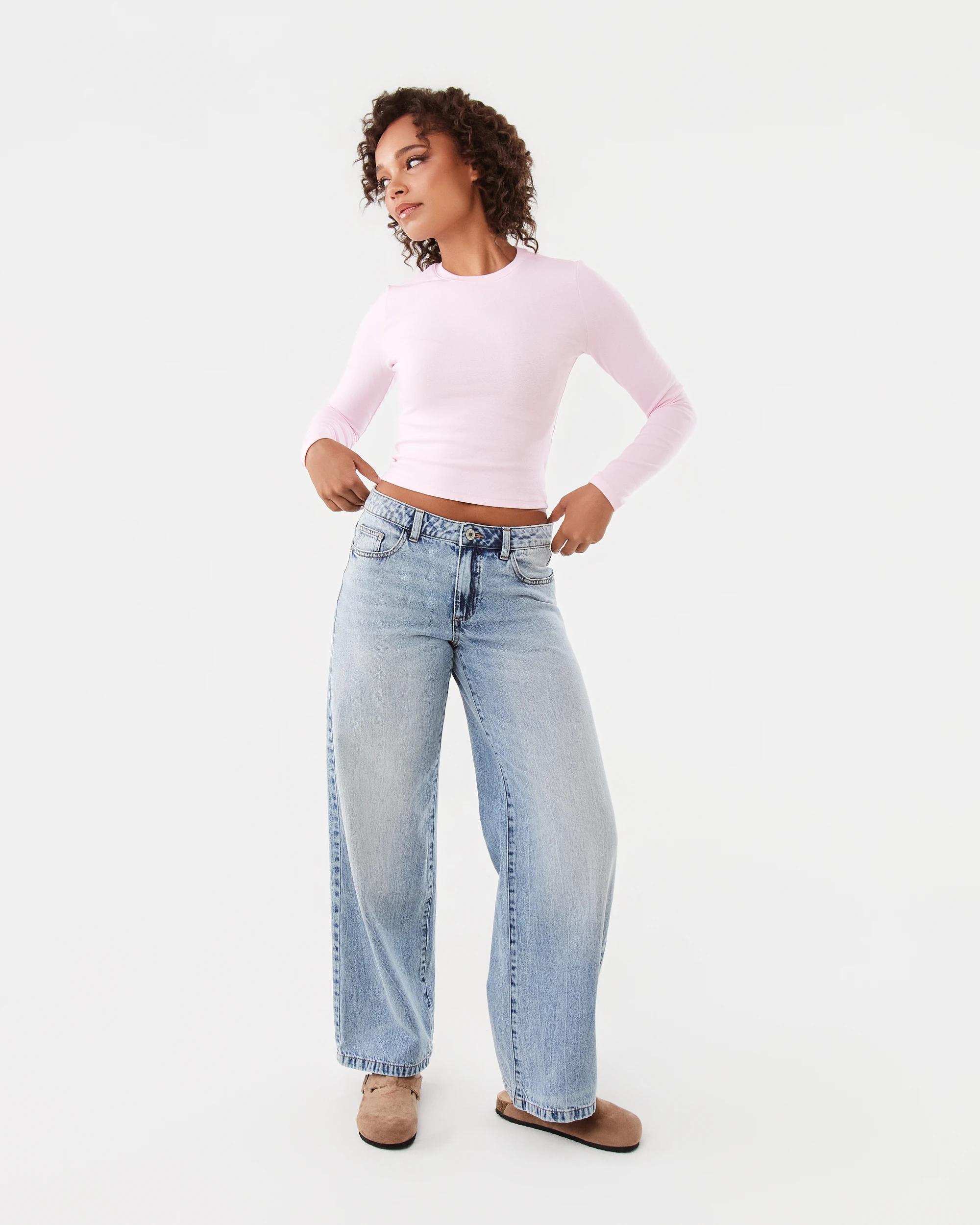 2 Low Rise Wide Leg Jeans Light Wash, 2 of 7