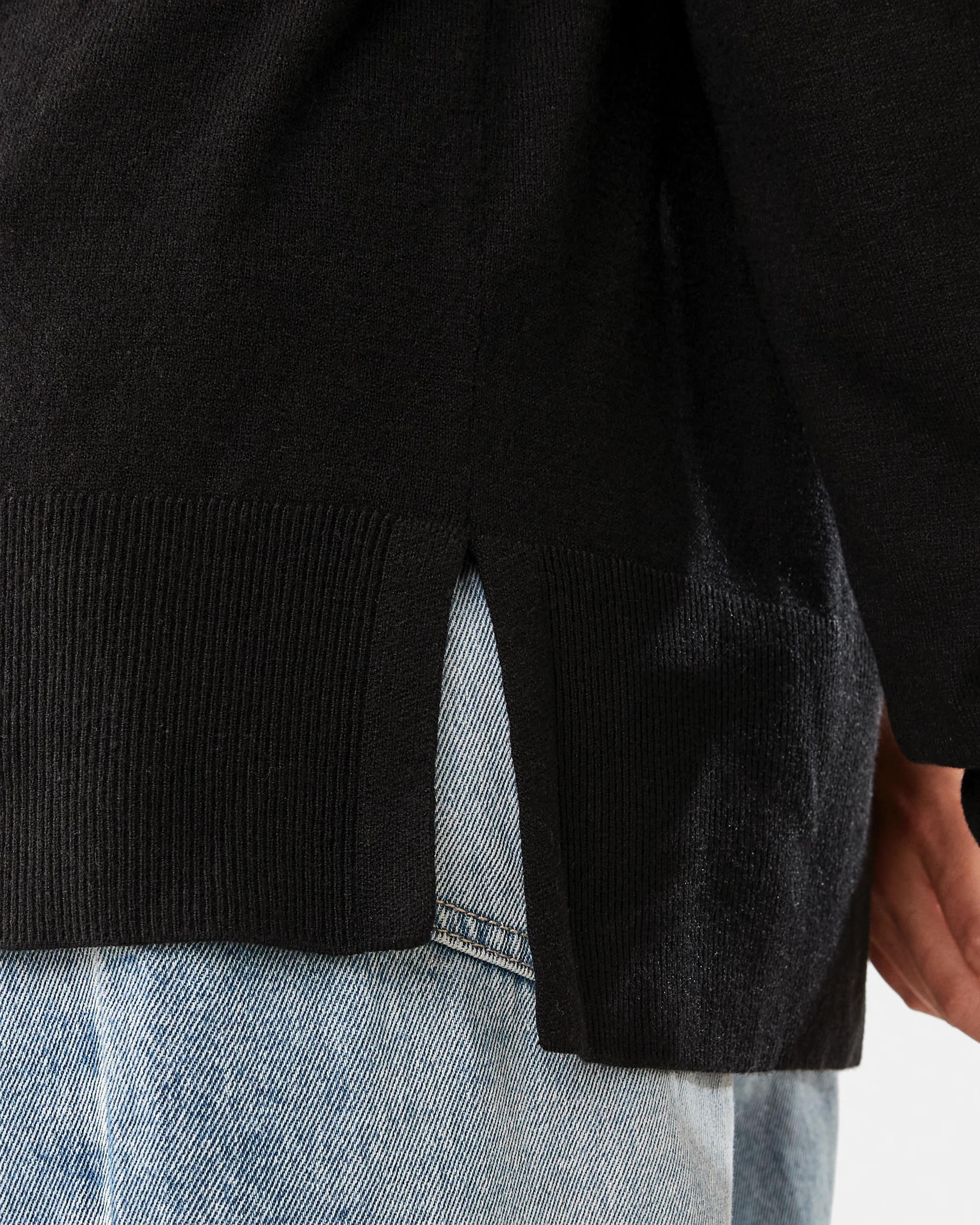 6 Crew Lightweight Jumper Black, 6 of 6