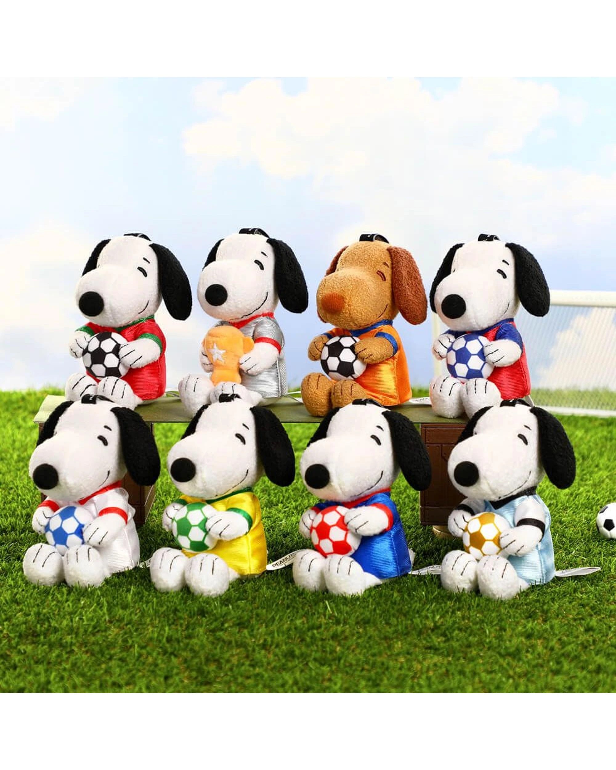 3 Peanuts Soccer Series Plush Keychain Blind Box, 3 of 9