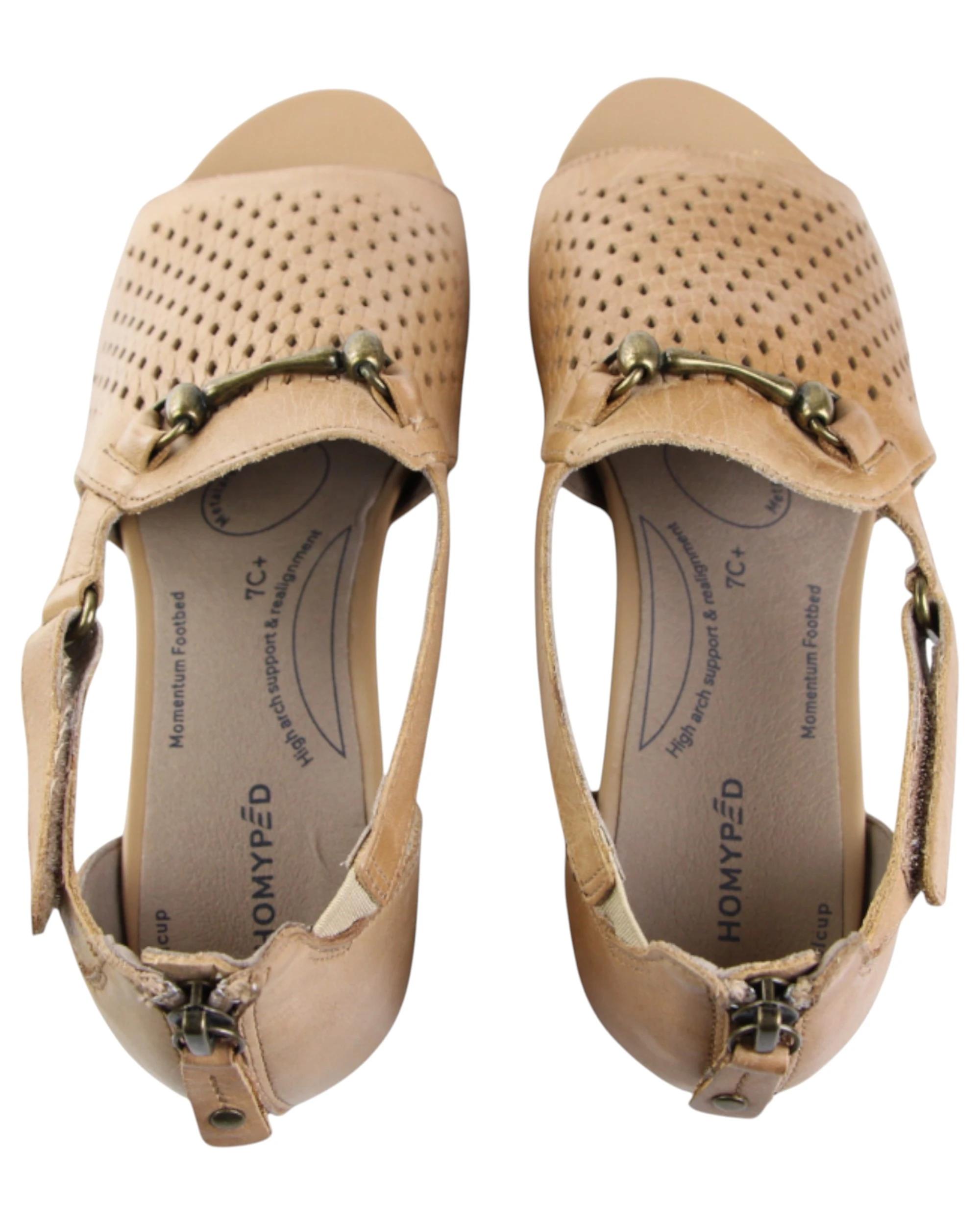 4 HomyPed Womens Florence Sandals Slip On Shoes Flats Latte Tan, 4 of 5