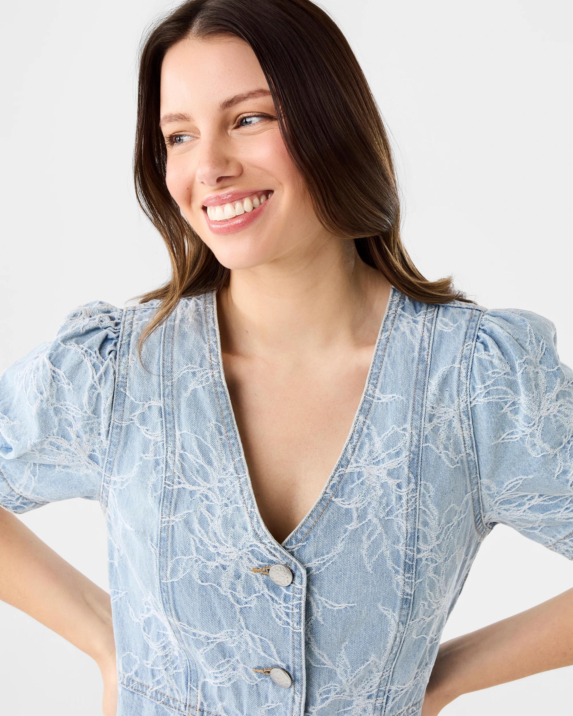4 Short Sleeve Jacquard Denim Mini Dress Flrl Denim, 4 of 7