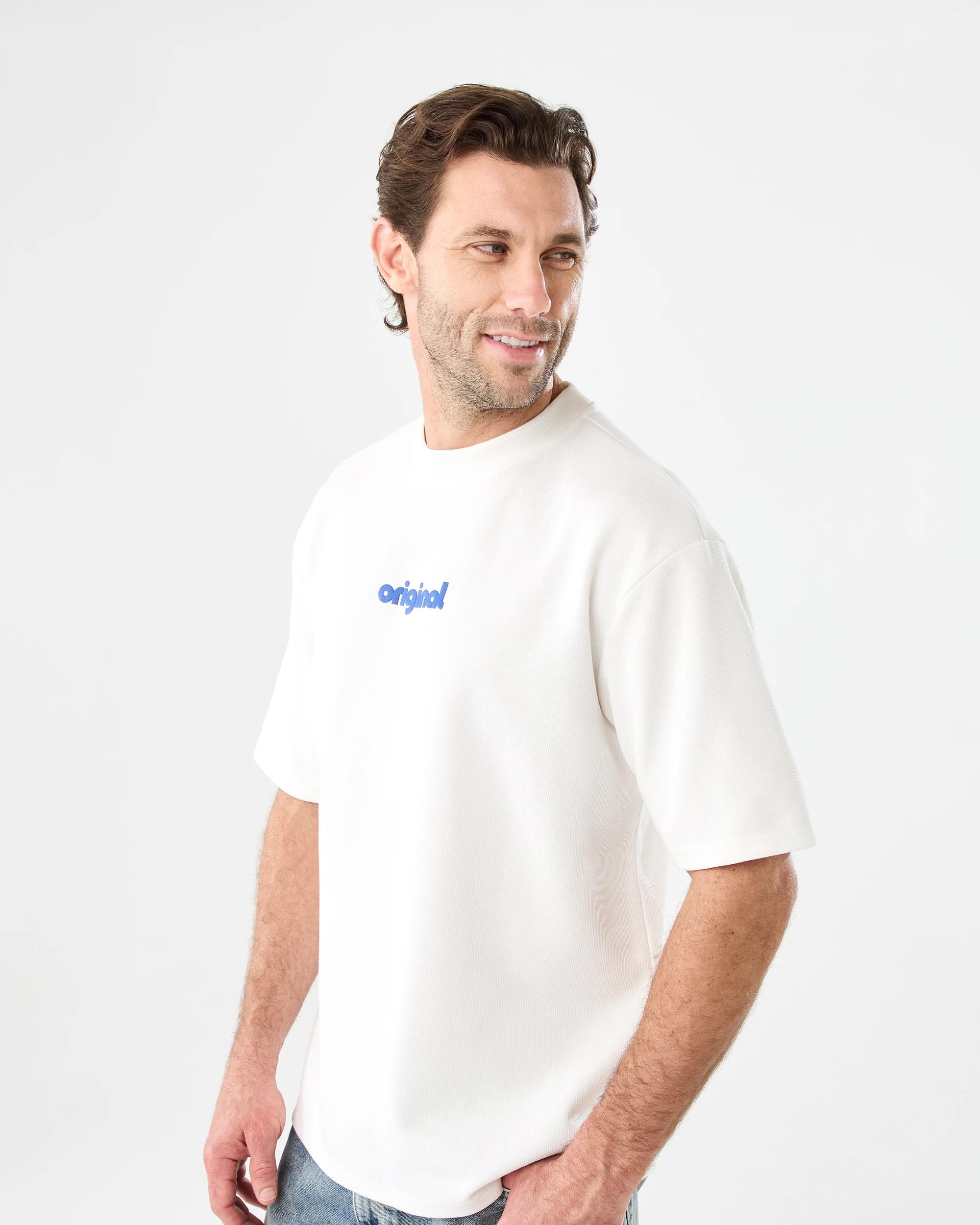 2 Textured Print T-shirt Wht Origin, 2 of 5