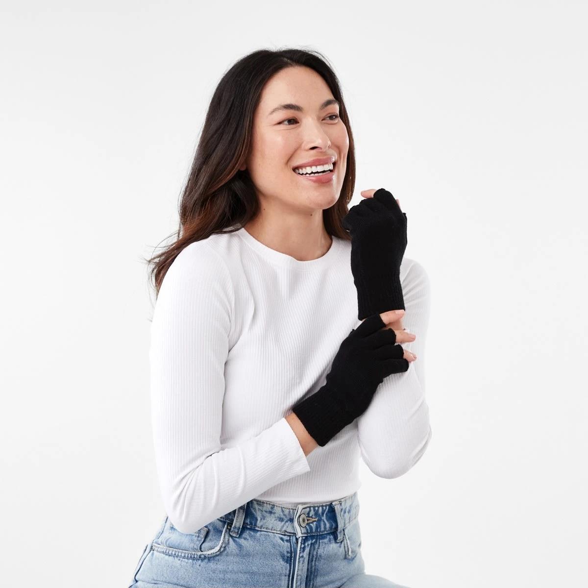 3 Fingerless Gloves Black, 3 of 3