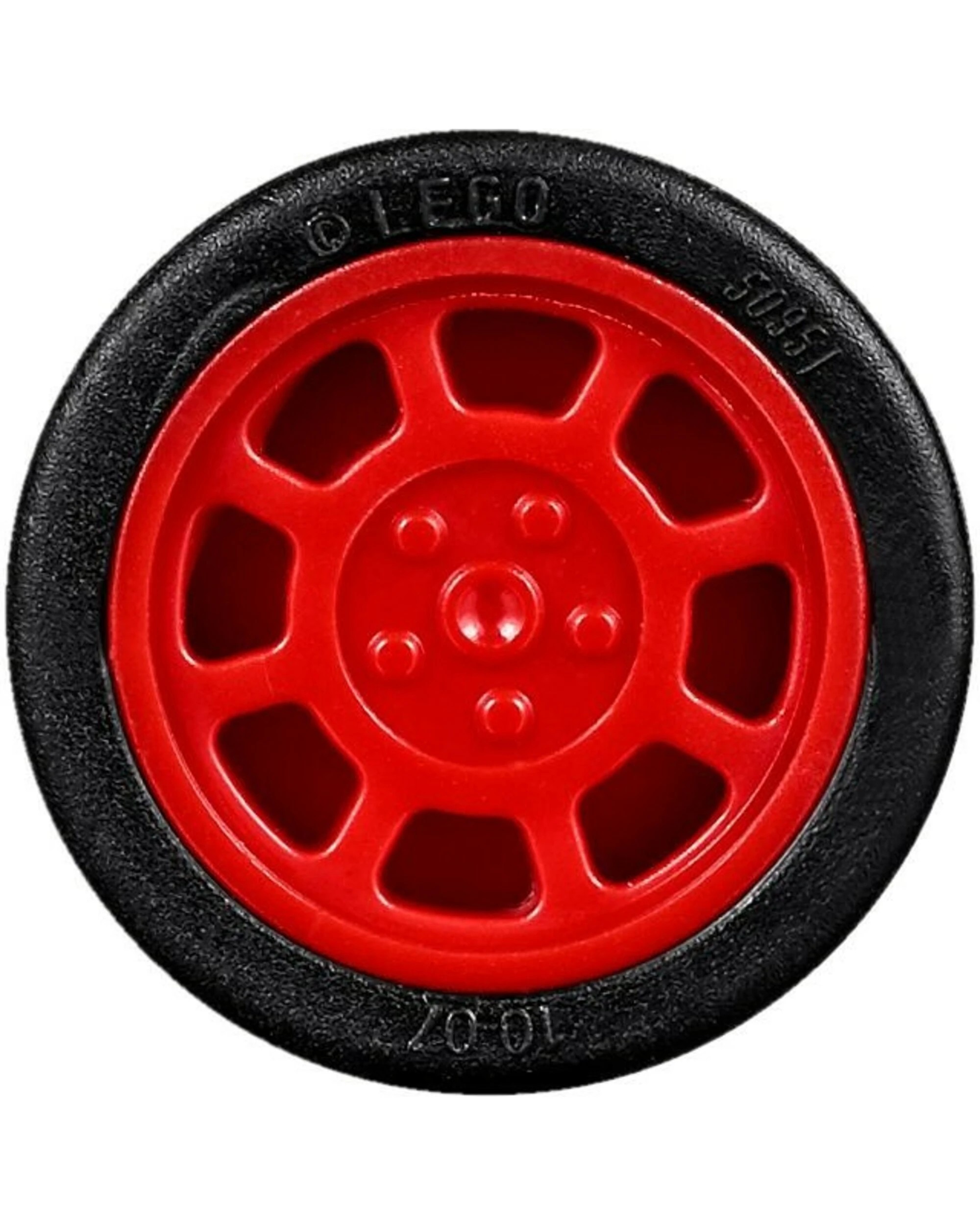 3 LEGO 10730 Lightning McQueen Speed Launcher Playset - Cars 3, 3 of 3