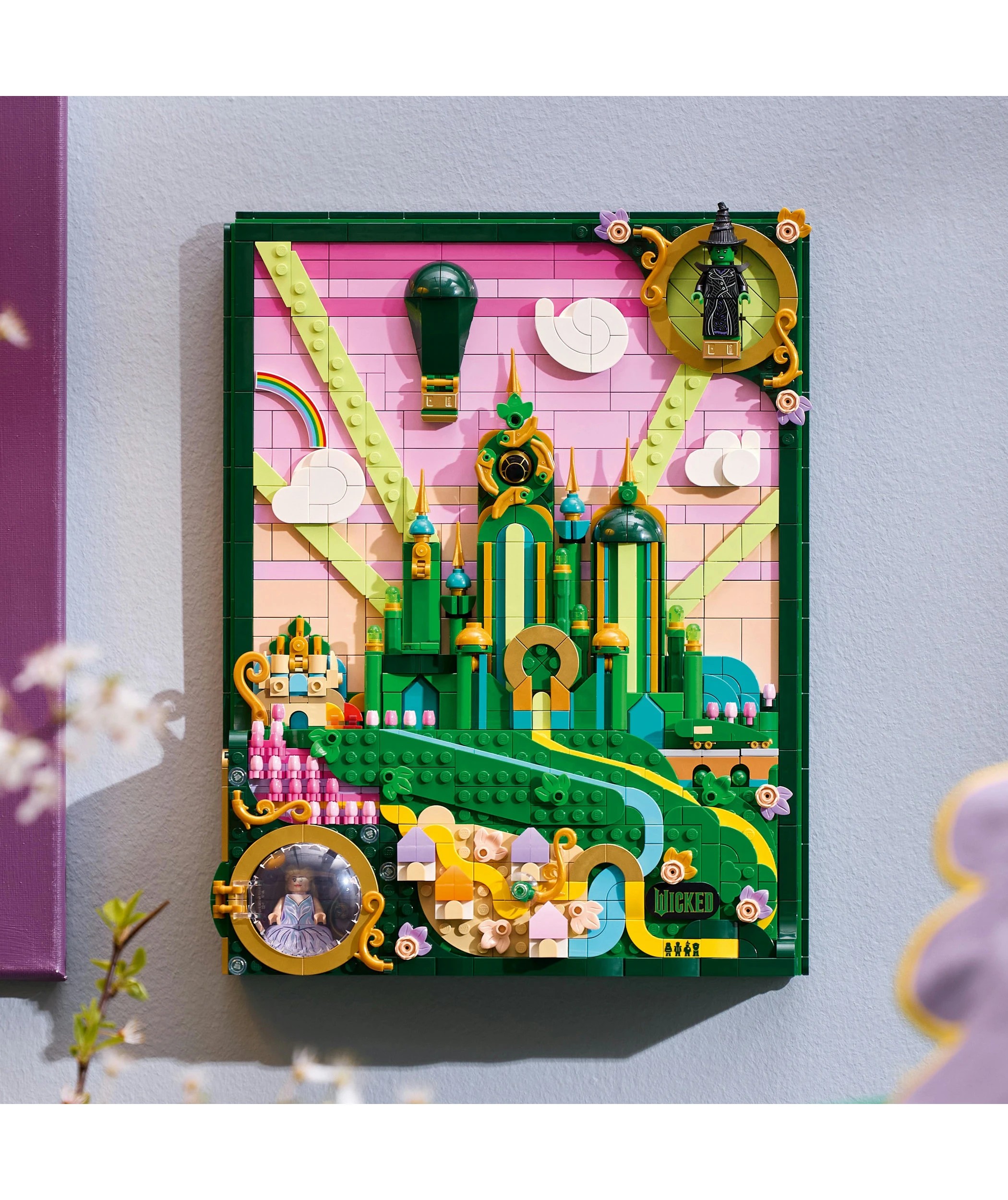 10 LEGO Wicked Emerald City Wall Art 75685, 10 of 11