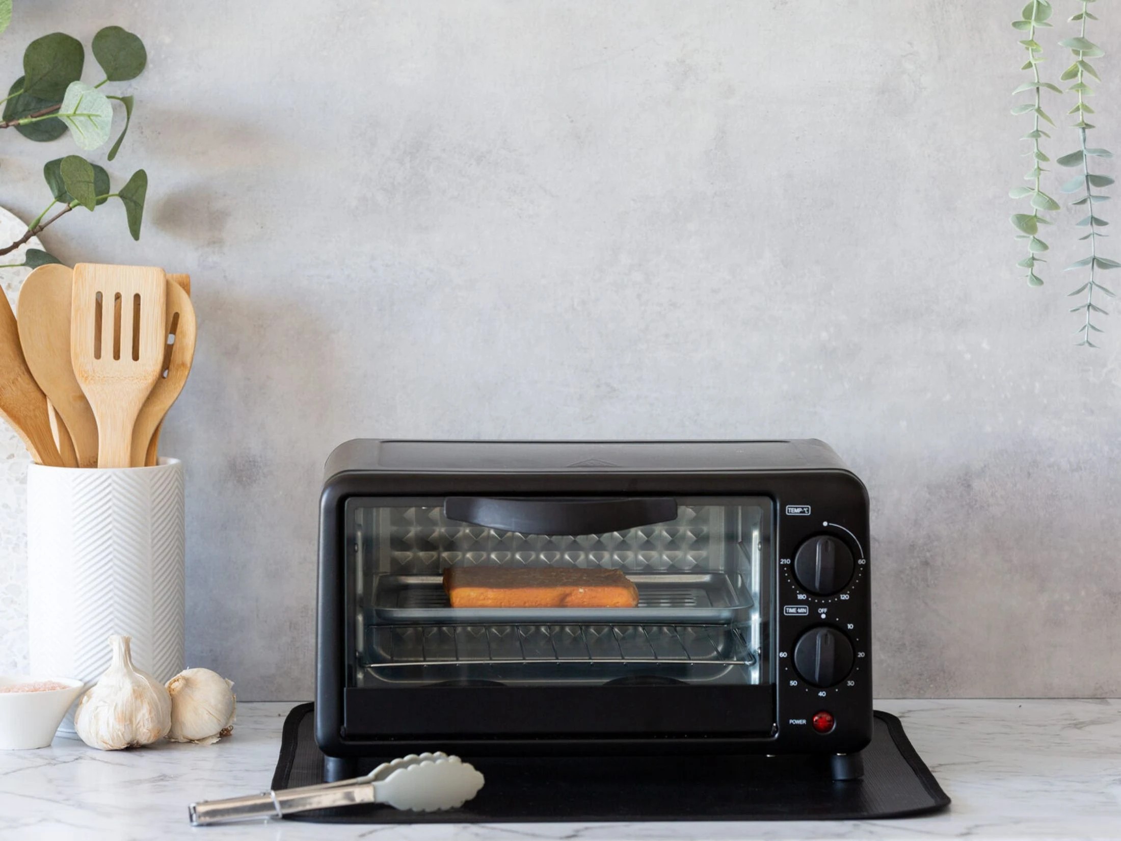 2 Healthy Choice Non Slip Heat Resistant Air Fryer Benchtop Protector Mats, 2 Pack, 40cm x 40cm, 2 of 3