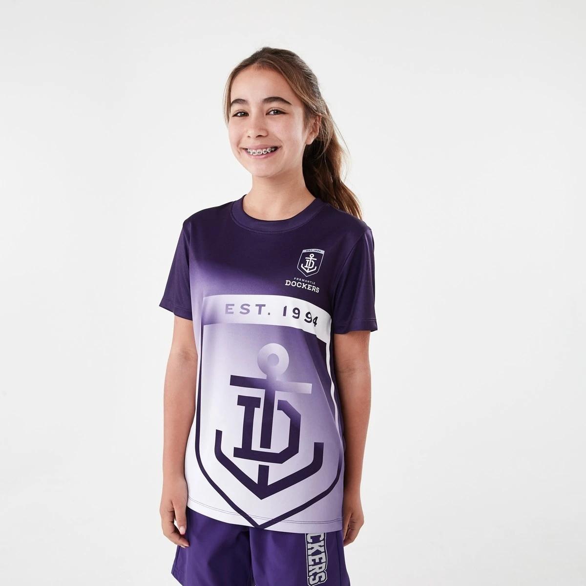 2 Official AFL Kids Training T-shirt Fremantle, 2 of 10