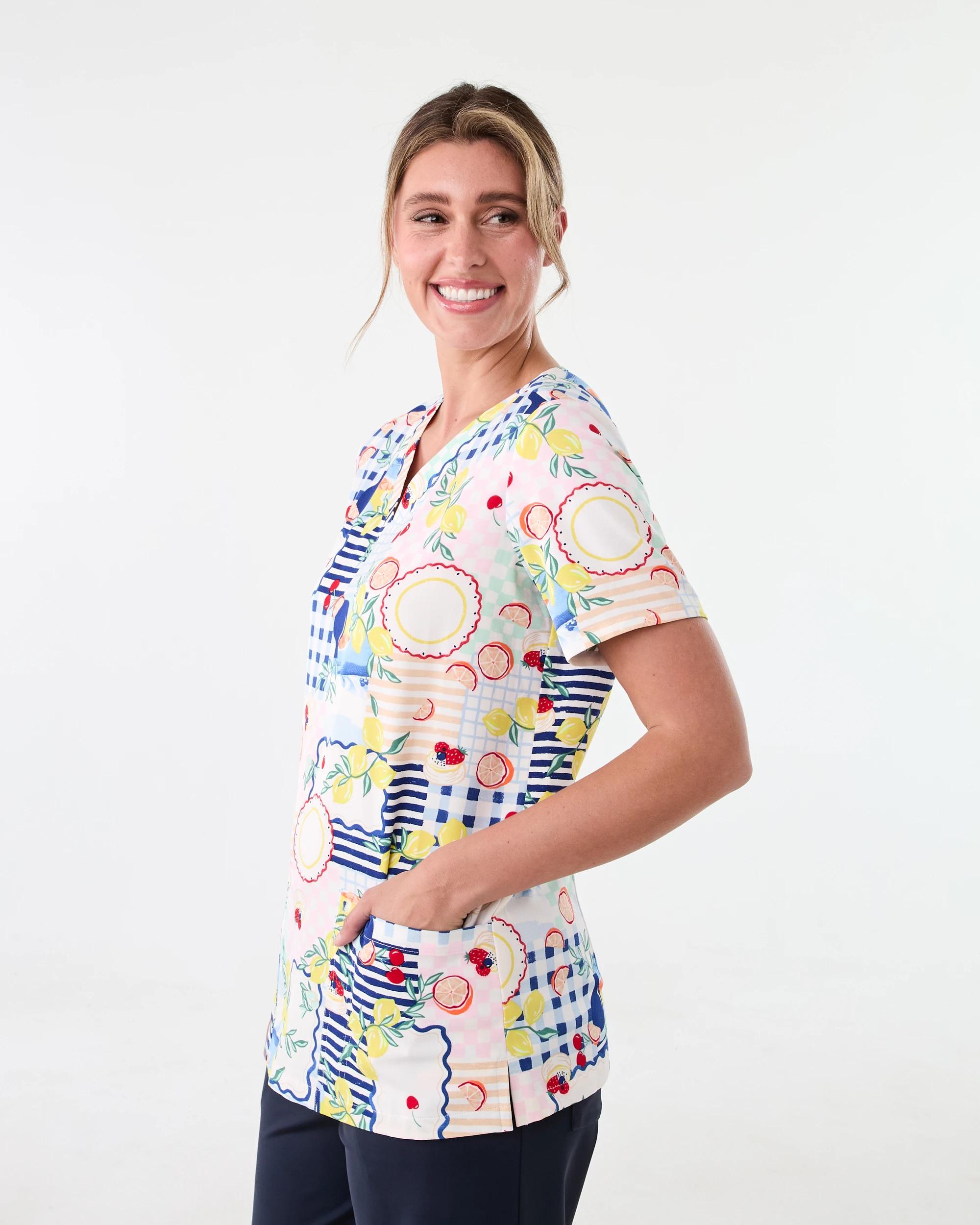 2 Workwear Print Scrub Top Wht Picnic, 2 of 7