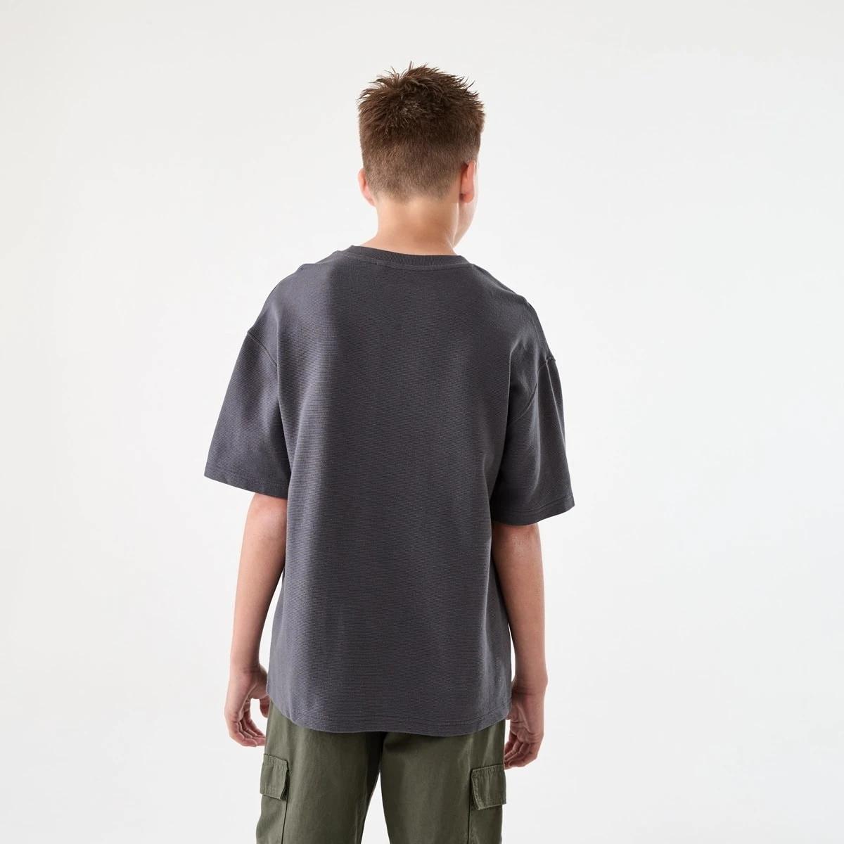 2 Short Sleeve Oversized Textured T-shirt DARK MAGNET, 2 of 8