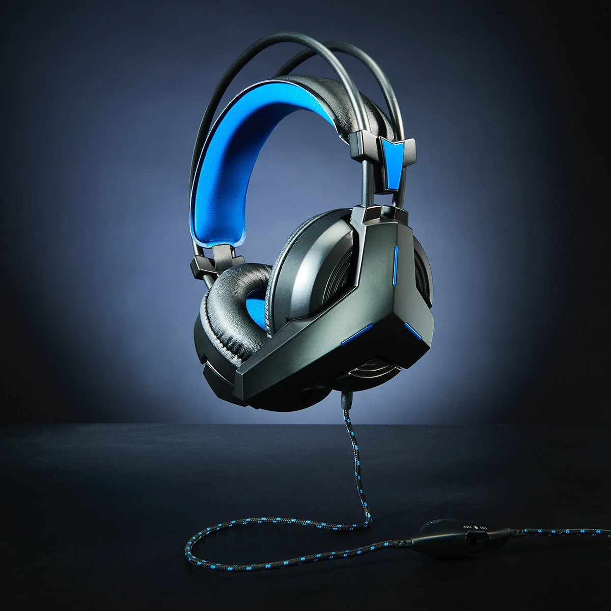1 Gaming Headset, 1 of 10