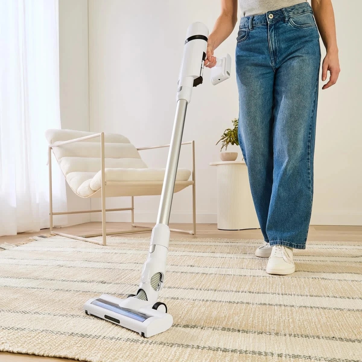 1 2-in-1 Cordless Stick Vacuum Cleaner, 1 of 10