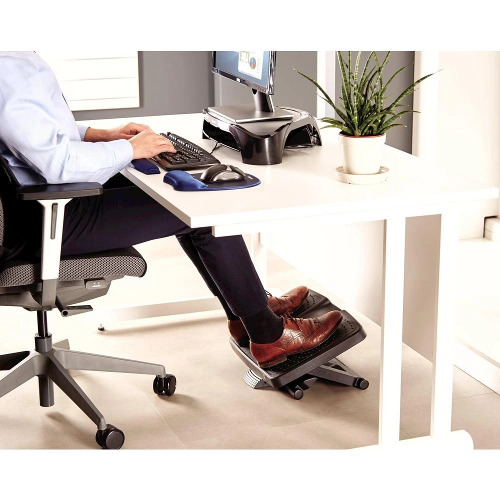 6 Fellowes Professional Ultimate Footrest Black, 6 of 6