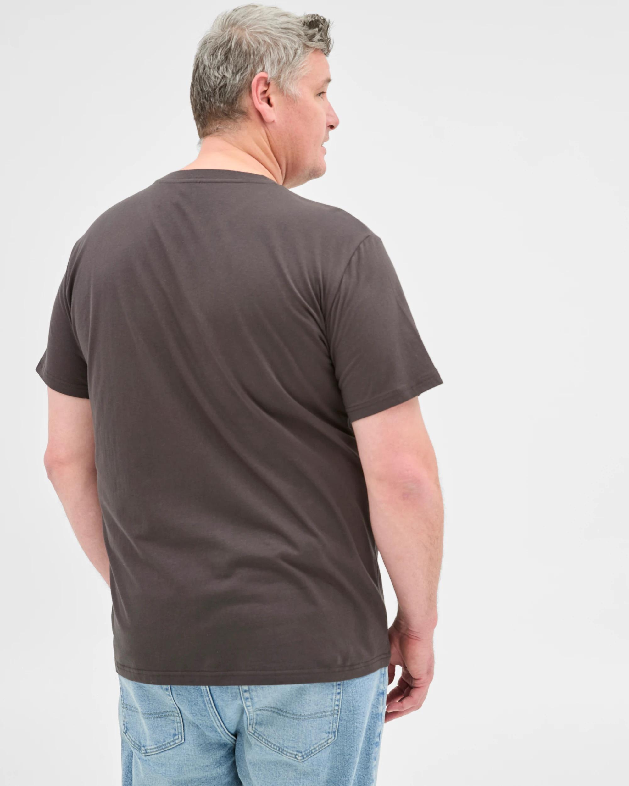 4 Target Plus Size Licensed Metallica Roam T-shirt WASHED BLACK, 4 of 5