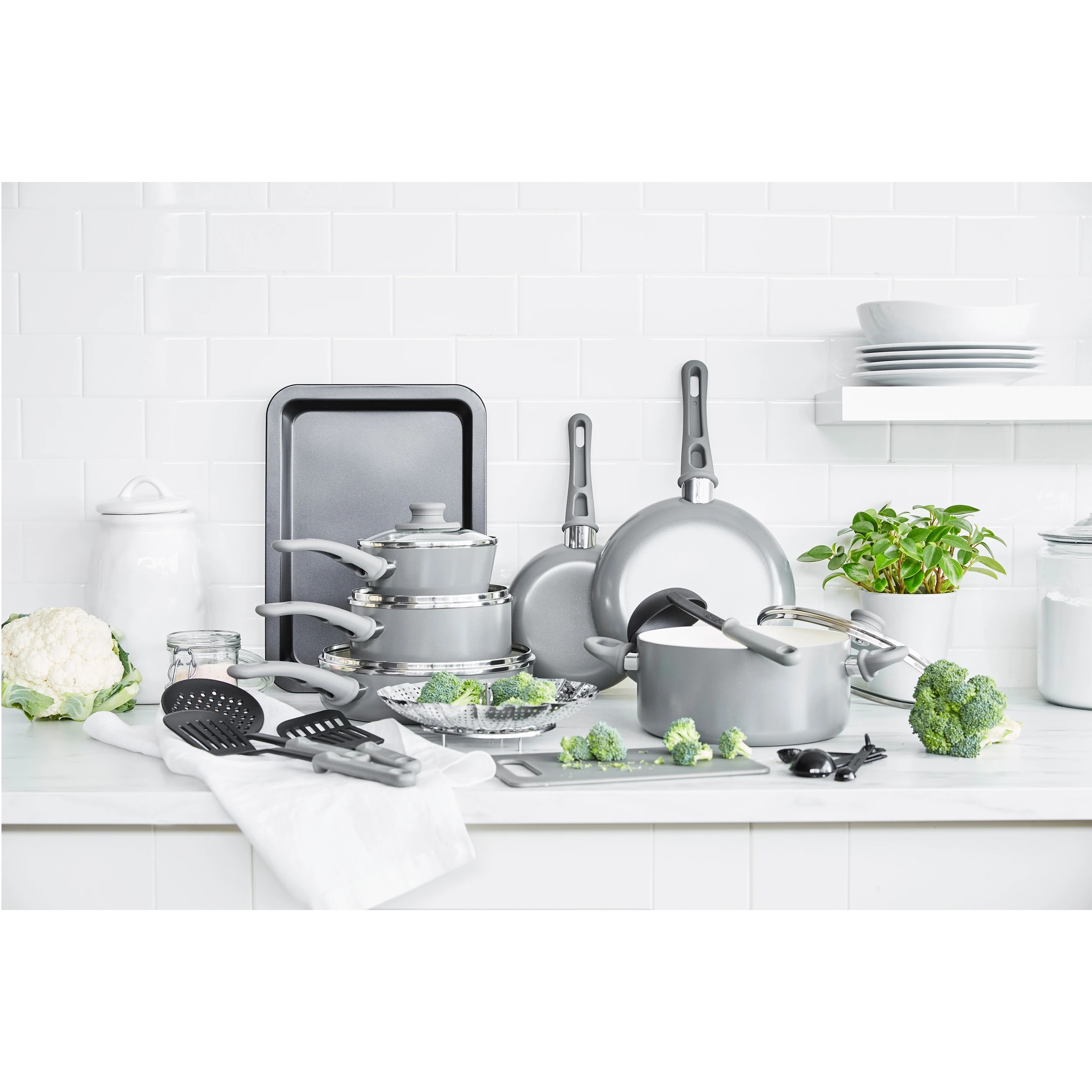 3 14 Piece GreenLife Soft Grip Cookware Set, 3 of 6