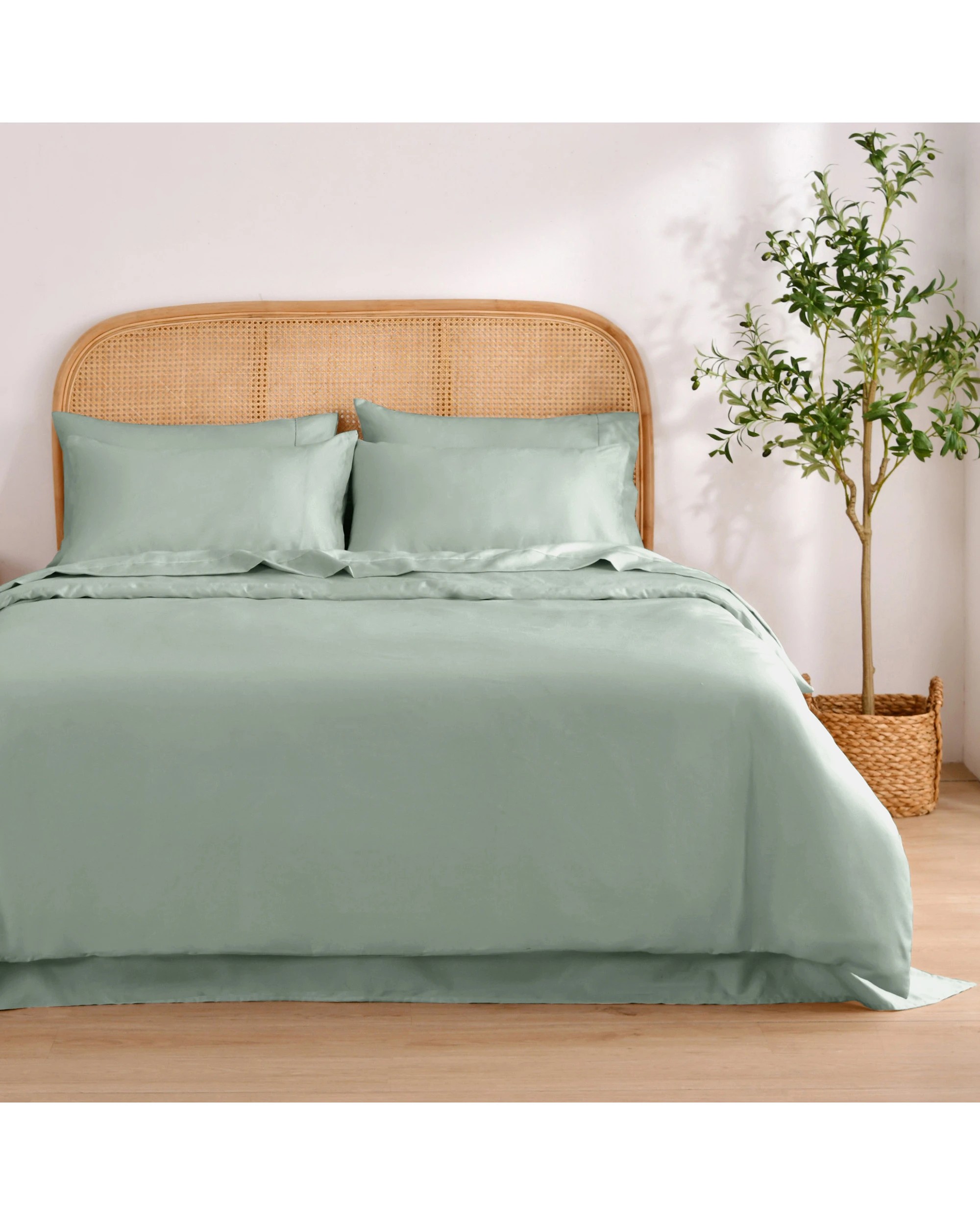 1 Dreamaker 1500TC Cotton Rich Sateen Quilt Cover Set - Queen Bed - Sage, 1 of 7