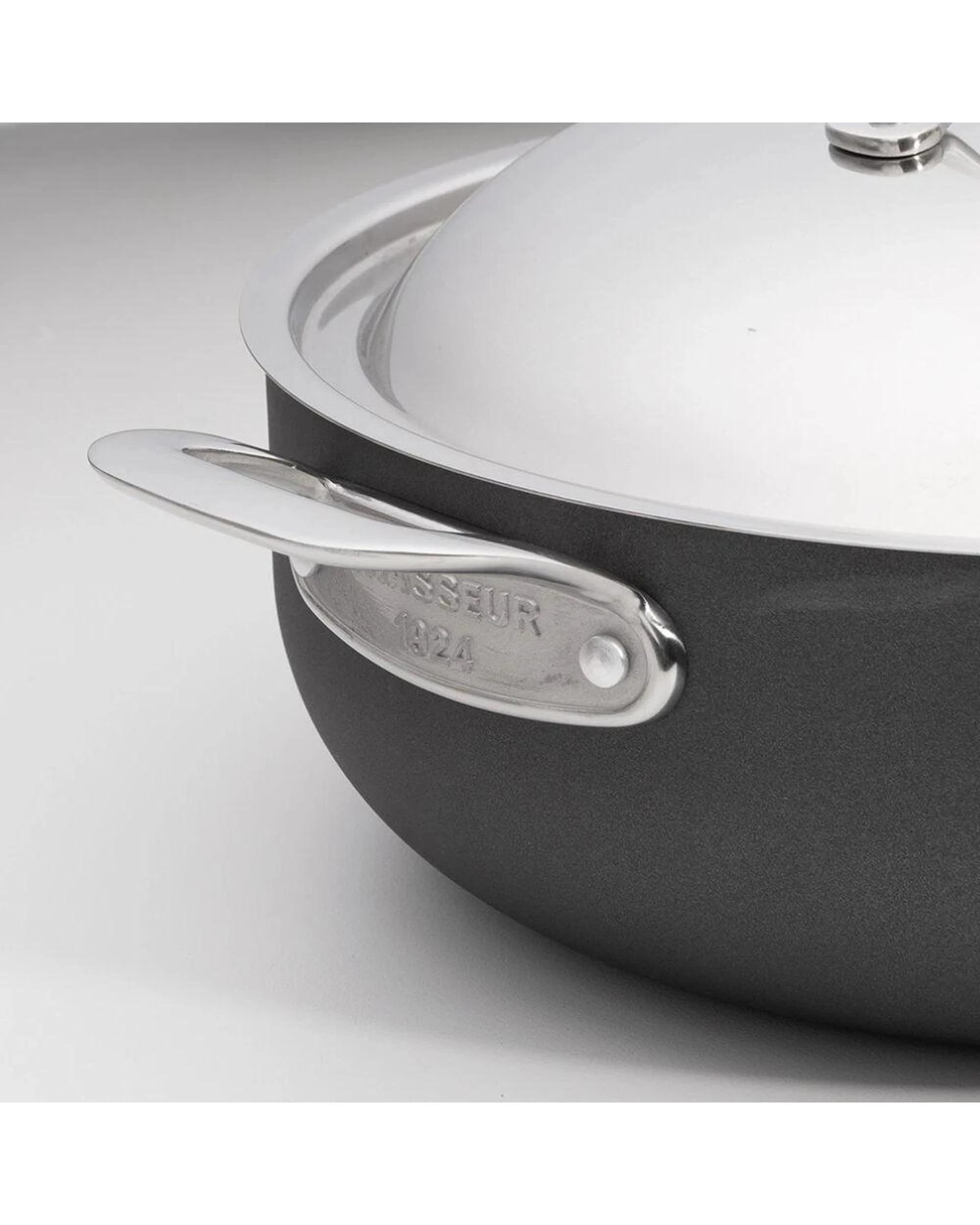 2 Chasseur Cinq Etoiles Hard Anodised Chef Pan with Lid 30cm  6.5L, 2 of 4