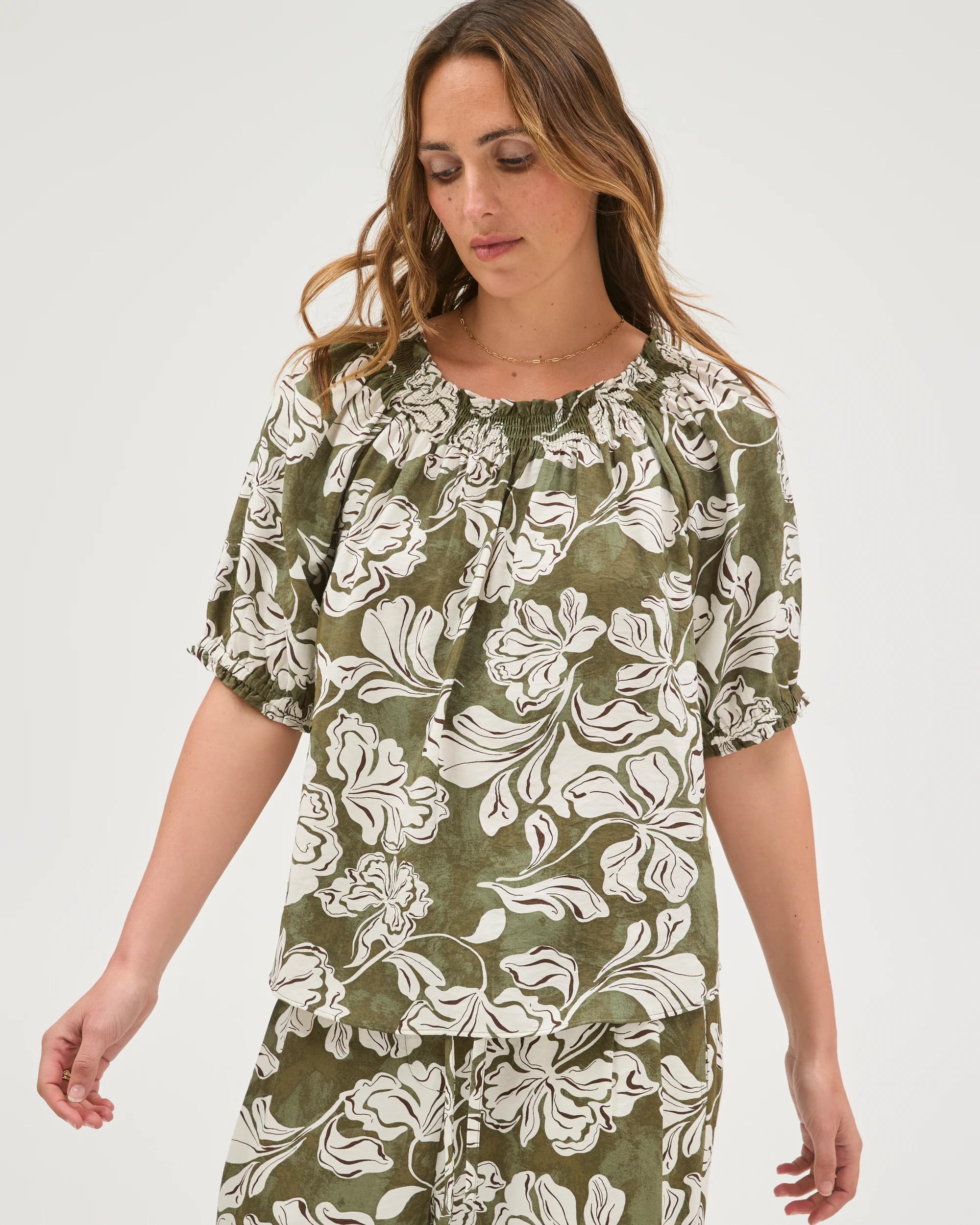 4 Target Woman Short Sleeve Shirred Neck Top PAINTED FLORAL MULTI, 4 of 7