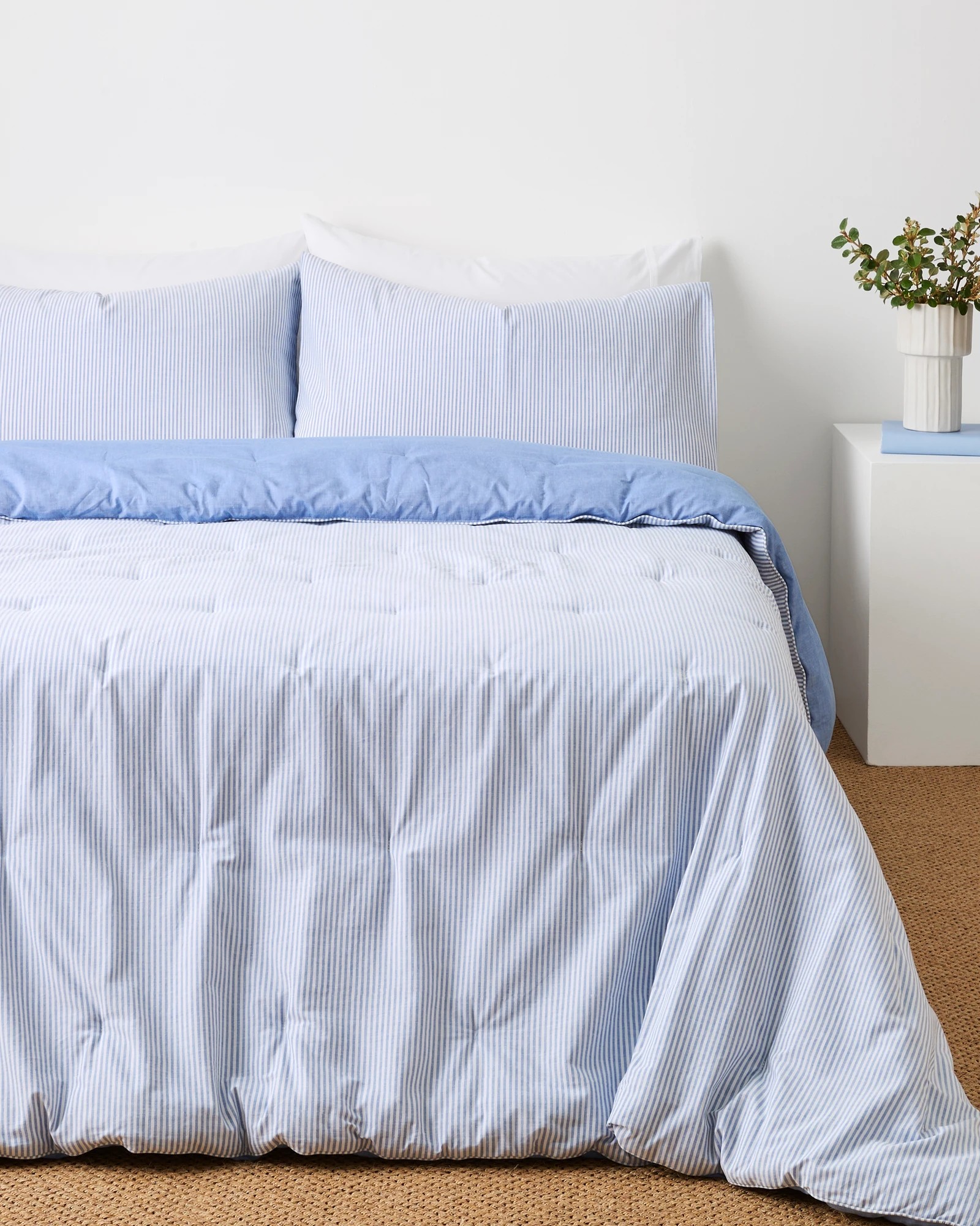 1 Target Hampton Stripe Comforter Set
 - Super King Bed
 - Blue, 1 of 6