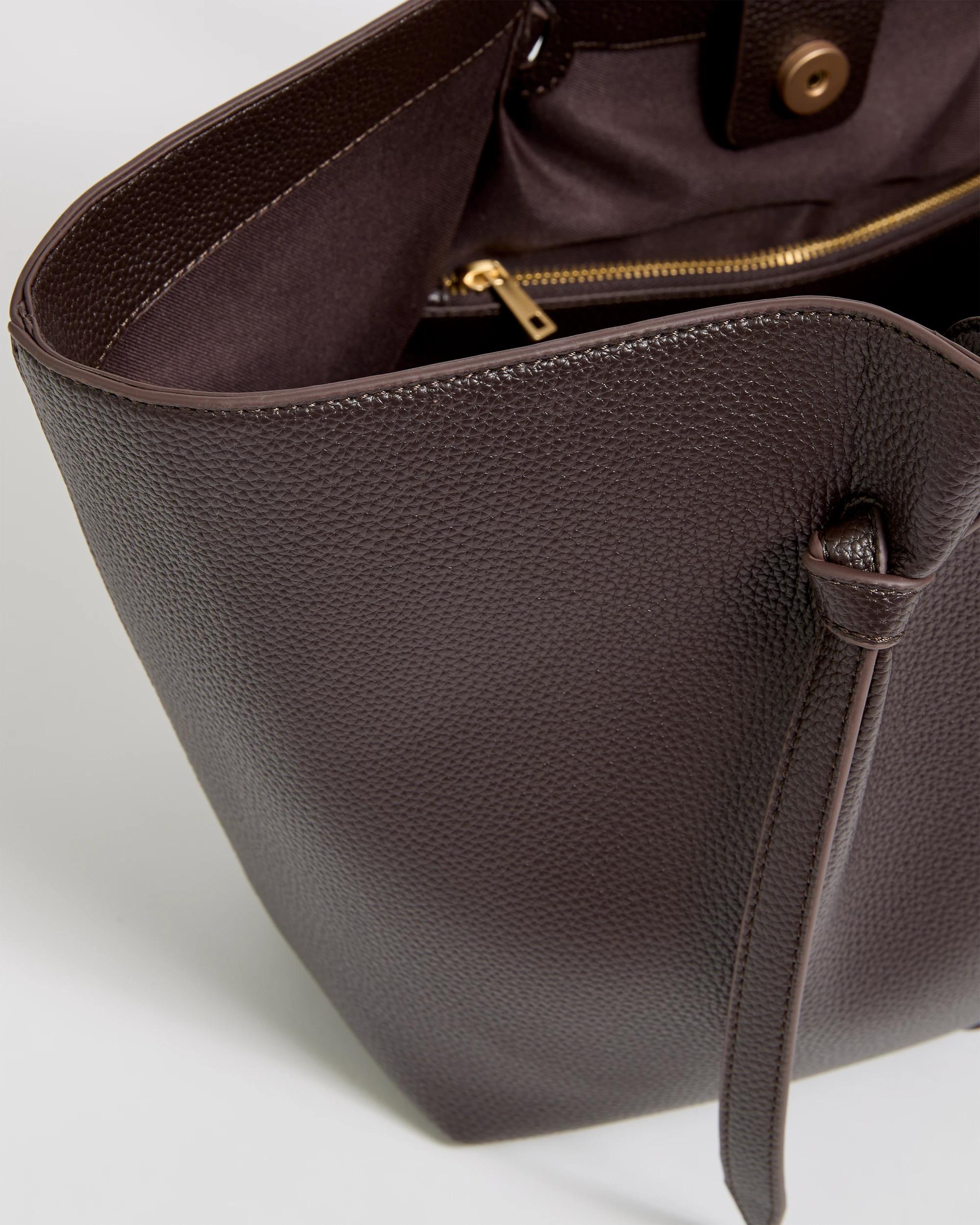 2 Target Woman Knot Detail Pebble PU Tote Bag CHOCOLATE, 2 of 2