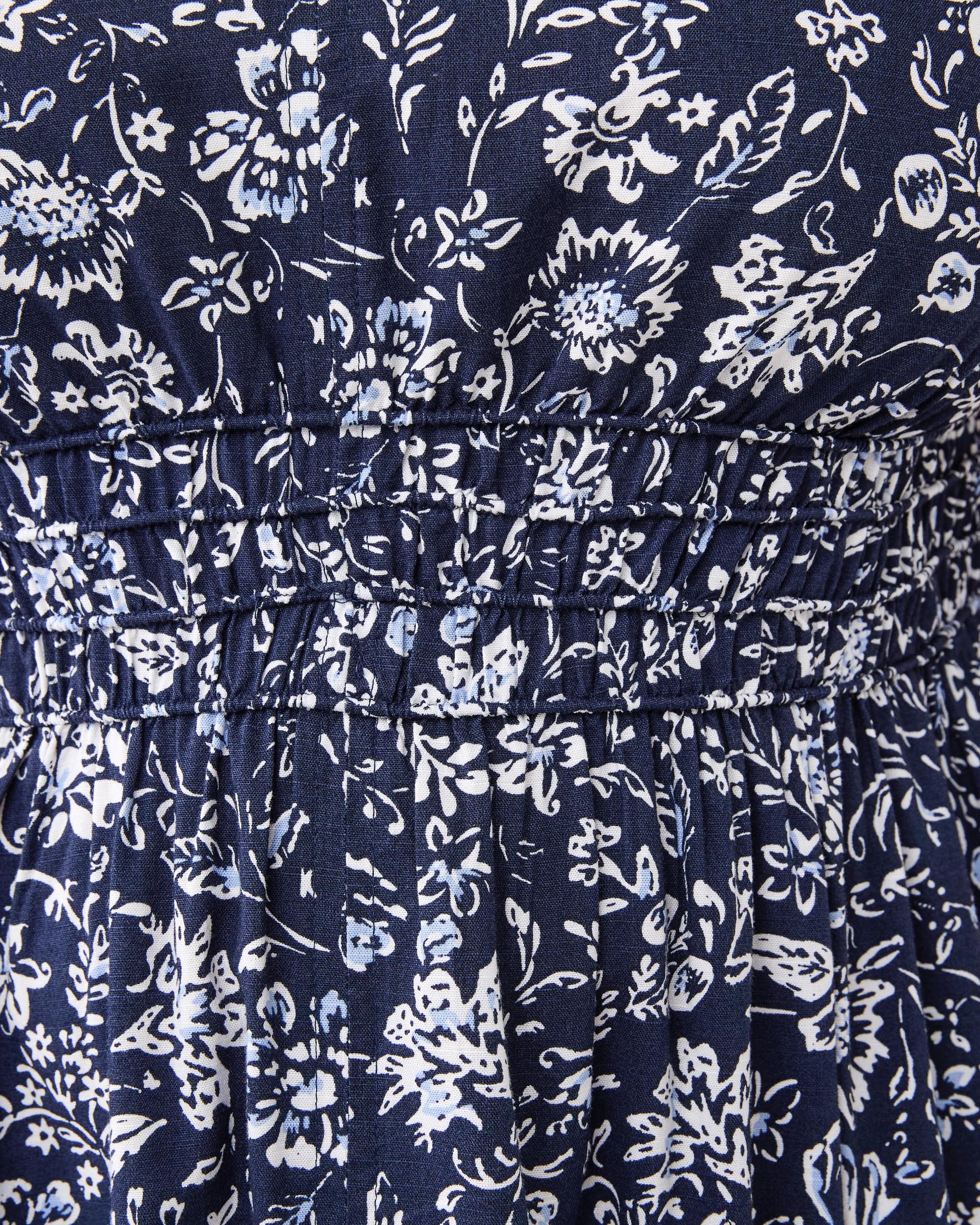 6 Curve Short Sleeve V-Neck Midi Dress Nav Chintz, 6 of 7