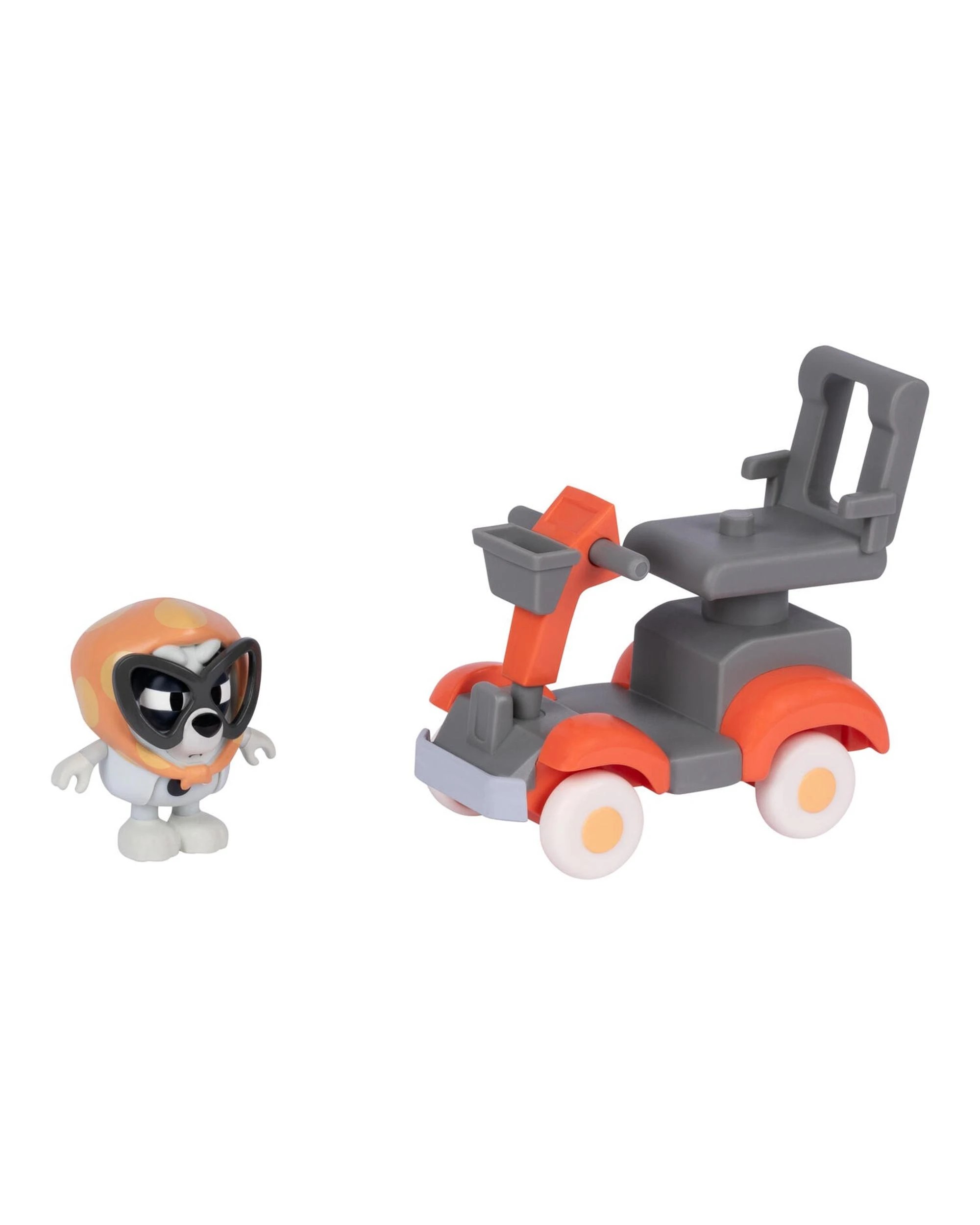 3 Bluey Series 15 Basic Vehicle Granny Mobile with Gladys Playset, 3 of 7