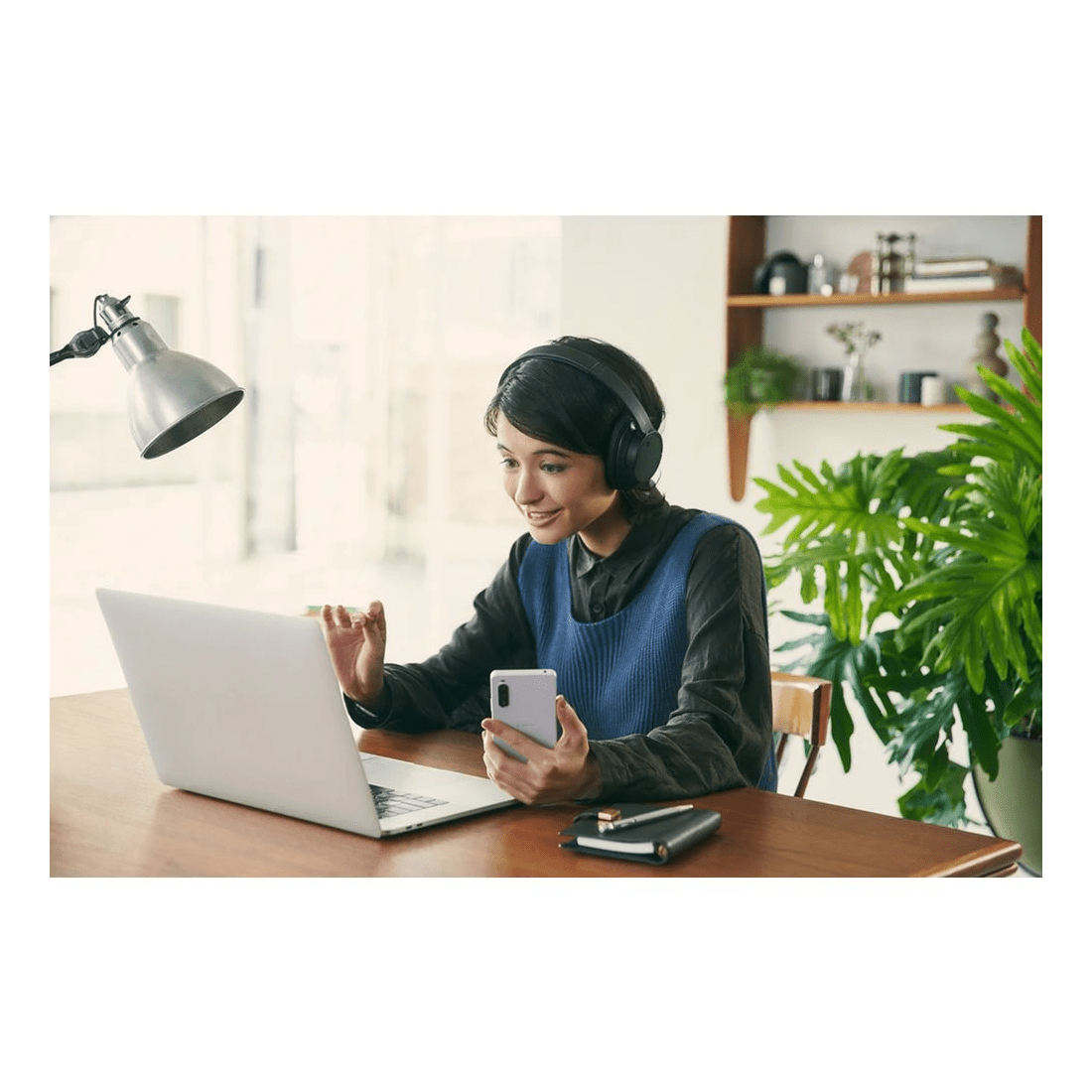 8 Sony WHCH720N Noise Cancelling Headphones Black, 8 of 9