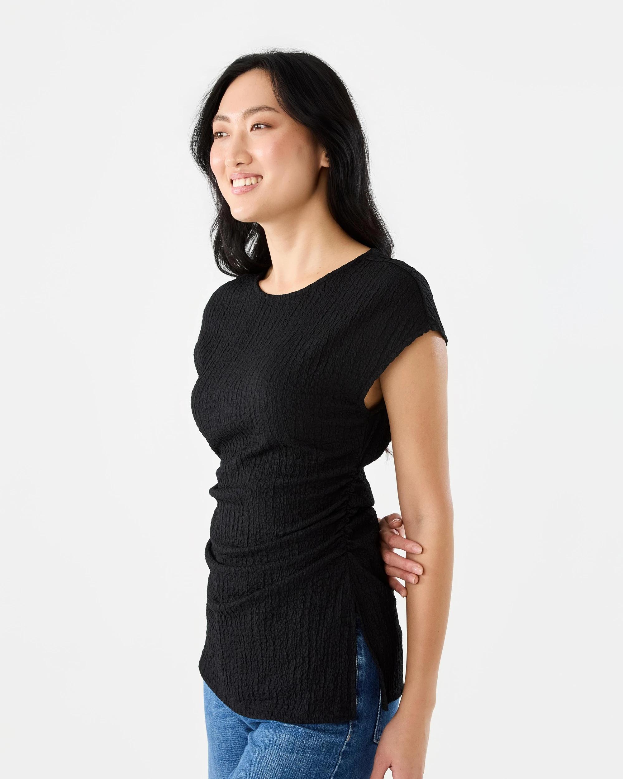 2 Short Sleeve Textured T-shirt Black, 2 of 7