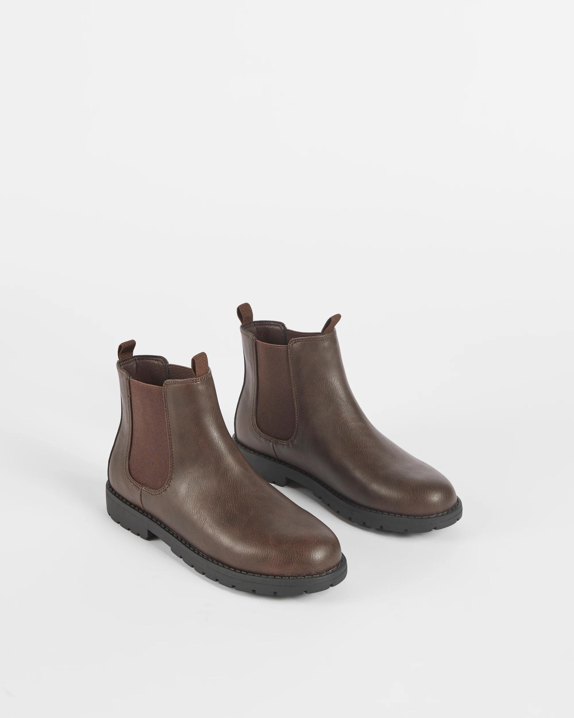 2 Target Kids Chelsea Boots BROWN, 2 of 3
