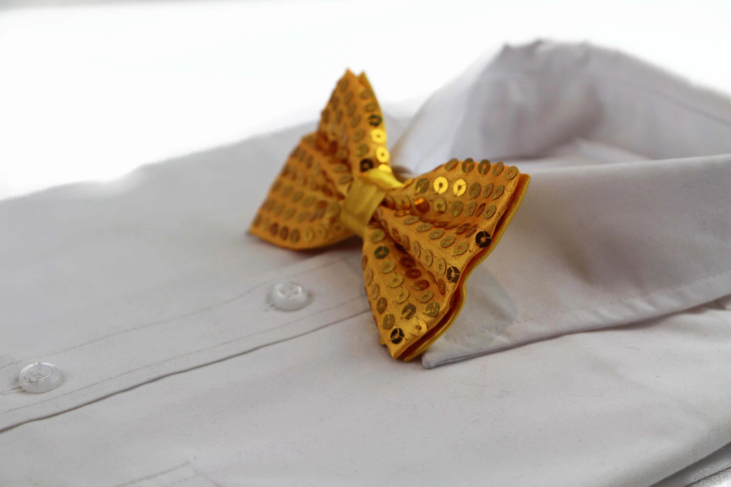 1 Zasel Mens Yellow Sequin Patterned Bow Tie - Yellow, 1 of 4