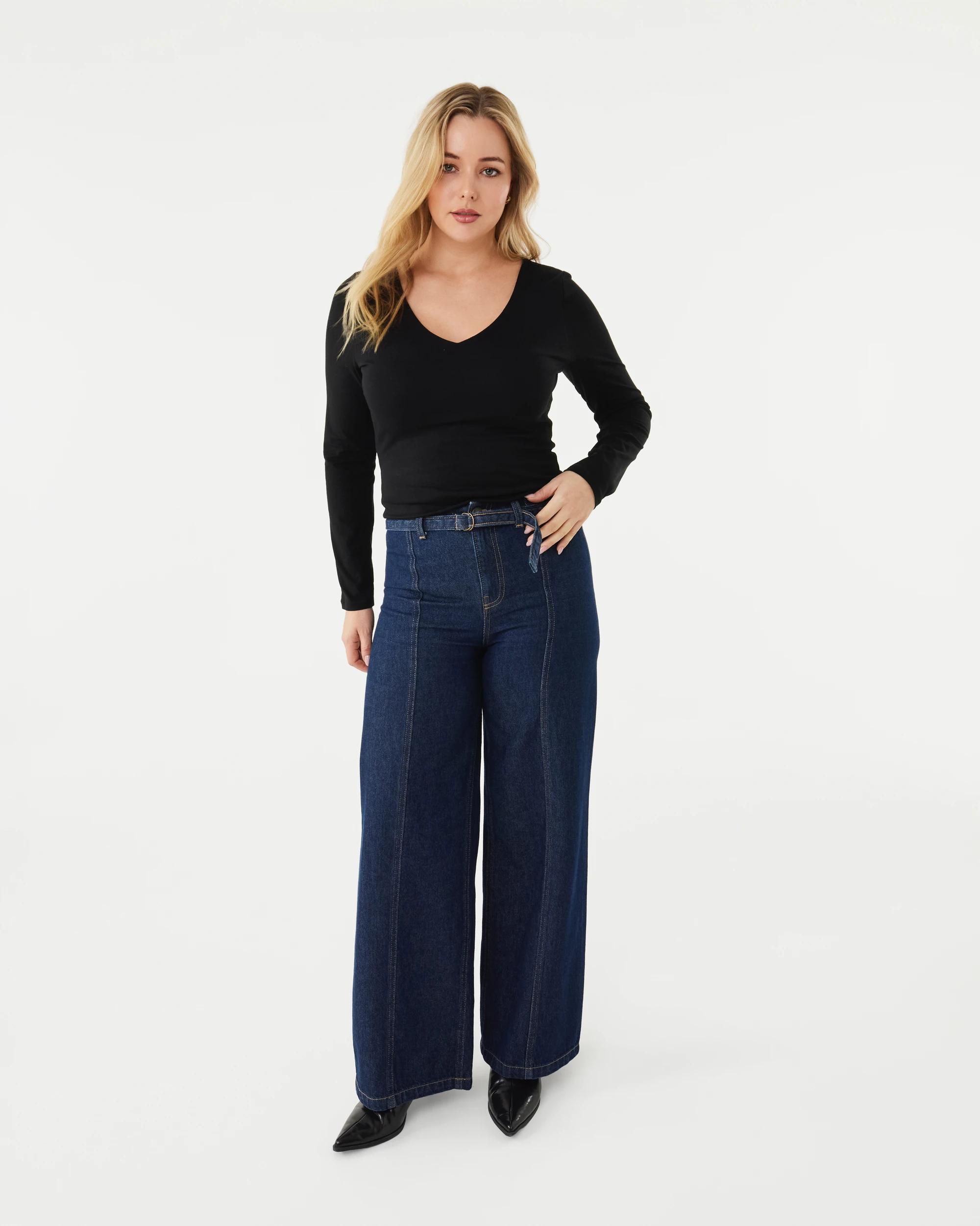 2 Long Sleeve V-Neck Top Black, 2 of 6