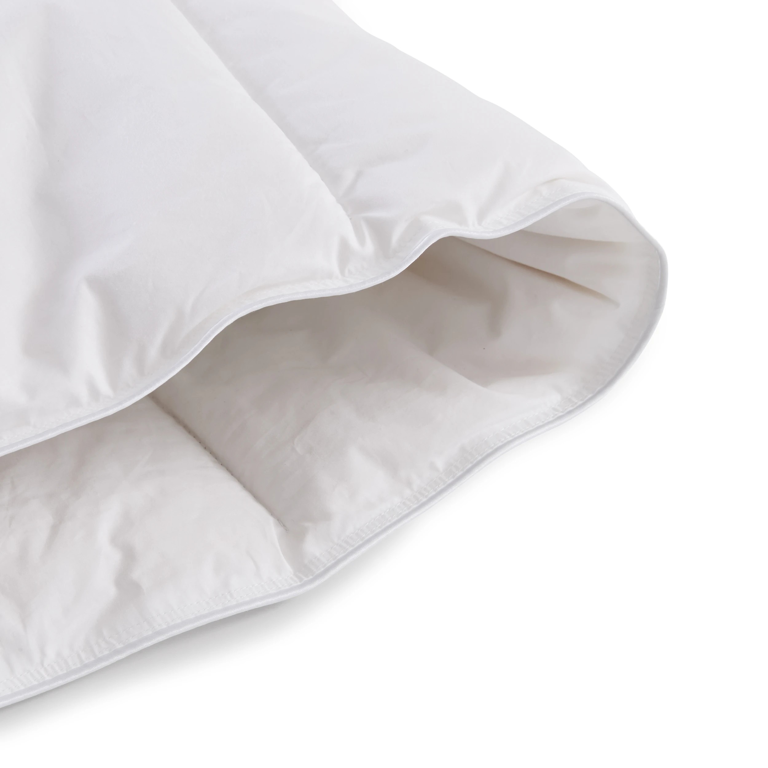 6 Touch of Silk Quilt - King Bed, White, 6 of 8