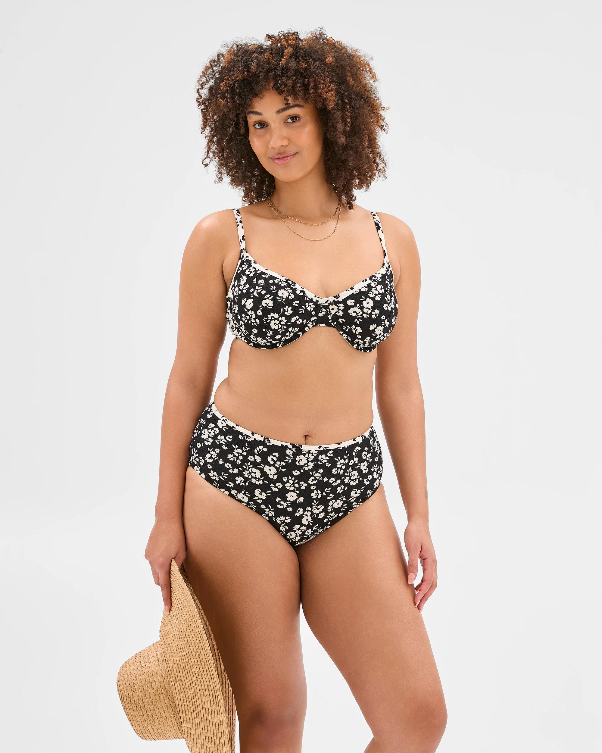 1 Target Resort Textured Underwire Half Cup Bikini Top BLACK AND WHITE DAISY, 1 of 10