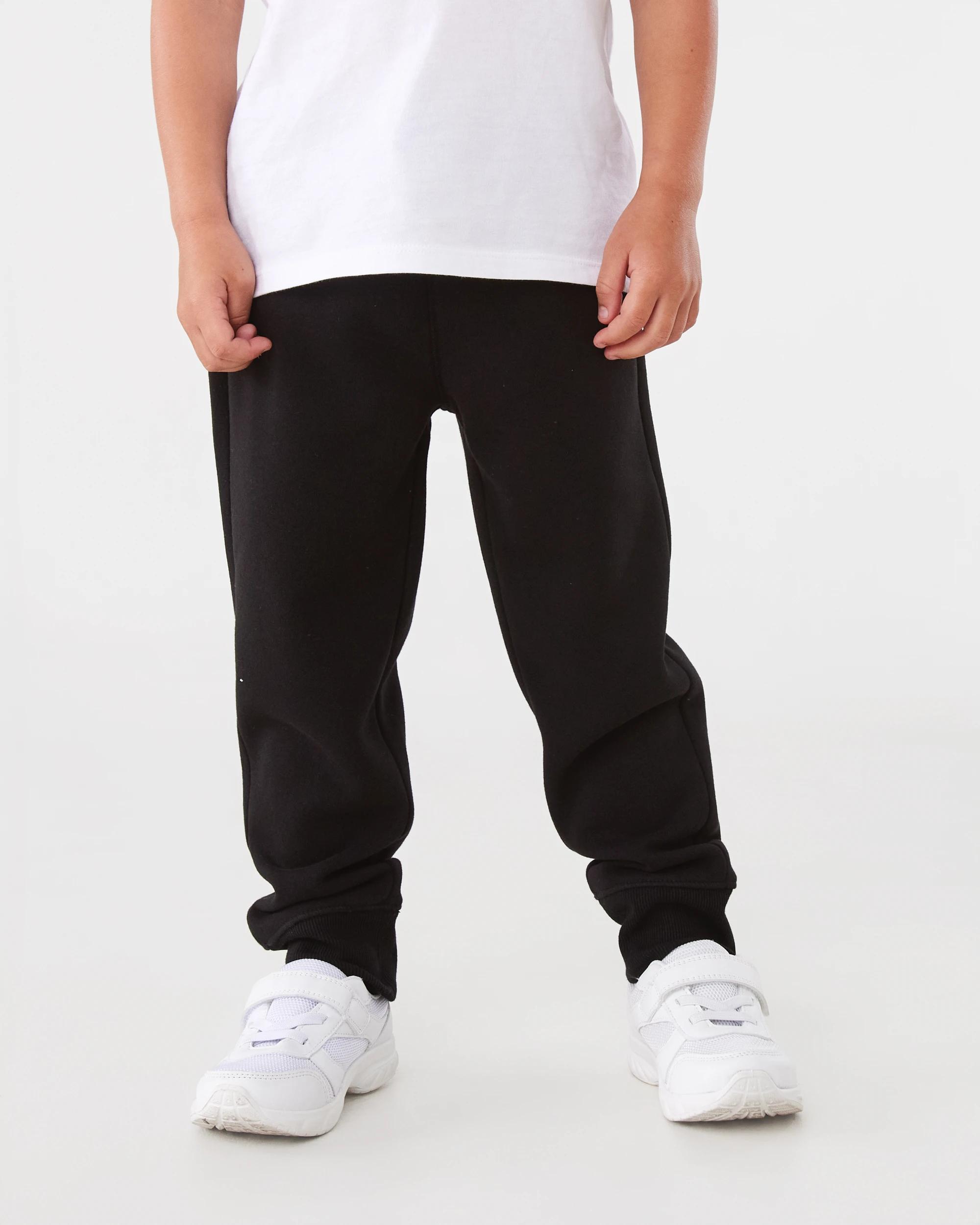 1 Trackpants Black, 1 of 5