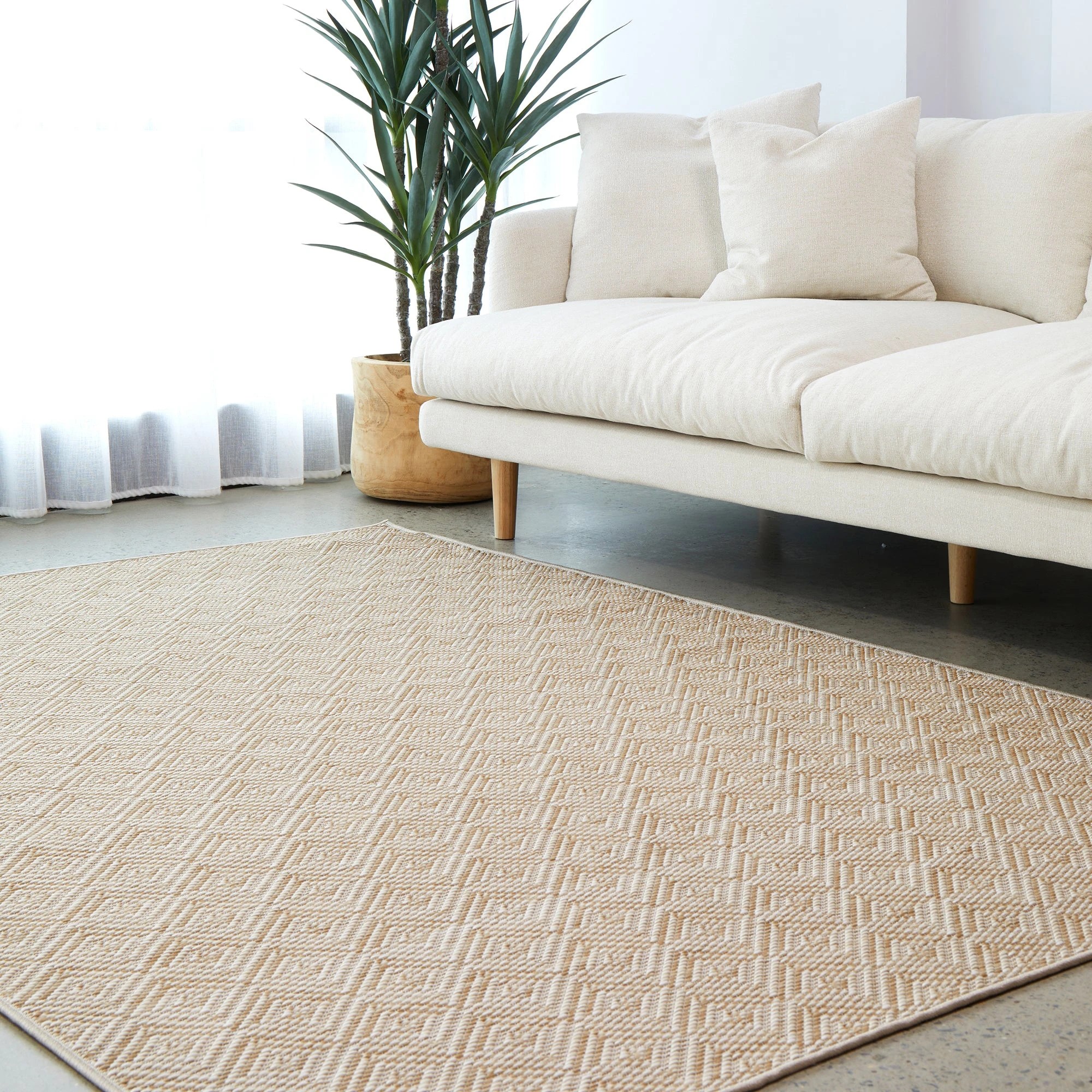 2 Common Ground Rugs Palmline Misty 330x240cm - Extra Large Outdoor Rug - Beige, 2 of 7