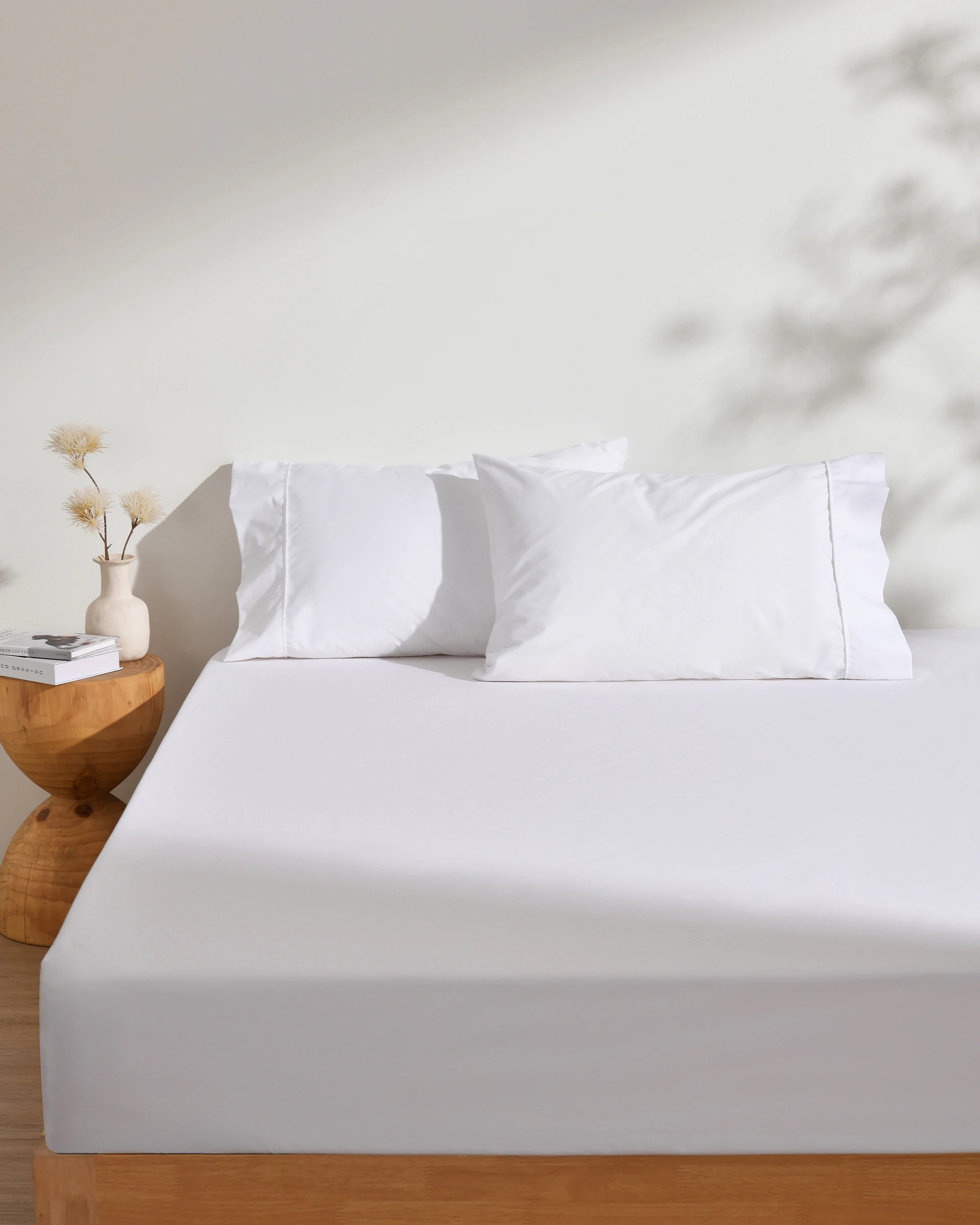 2 Dreamaker 250TC Cotton & Recycled Polyester Blend Fitted Sheet Set - King Bed - White, 2 of 5