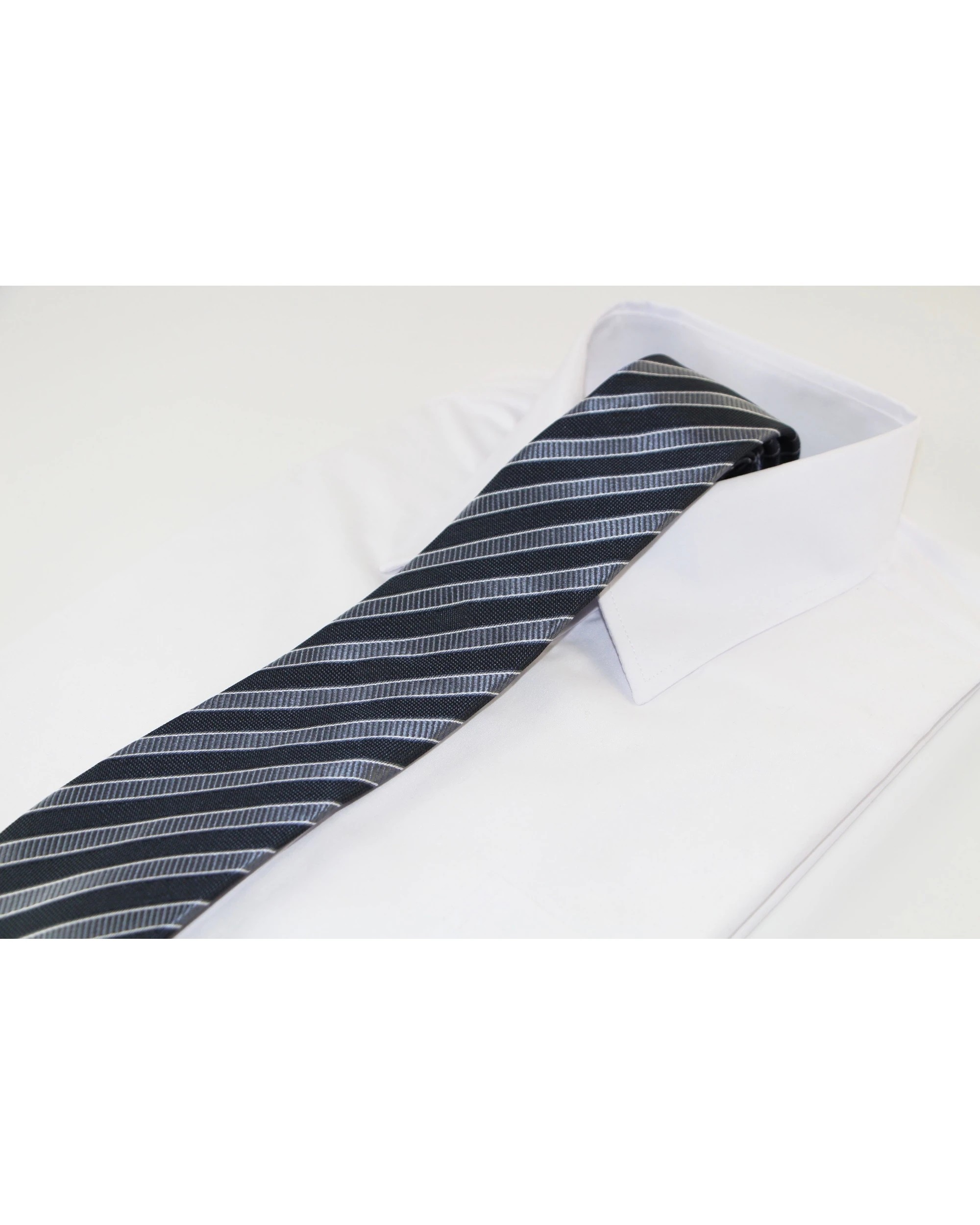 1 Zasel Mens Grey & Gunmetal Striped Patterned 8cm Neck Tie, 1 of 2