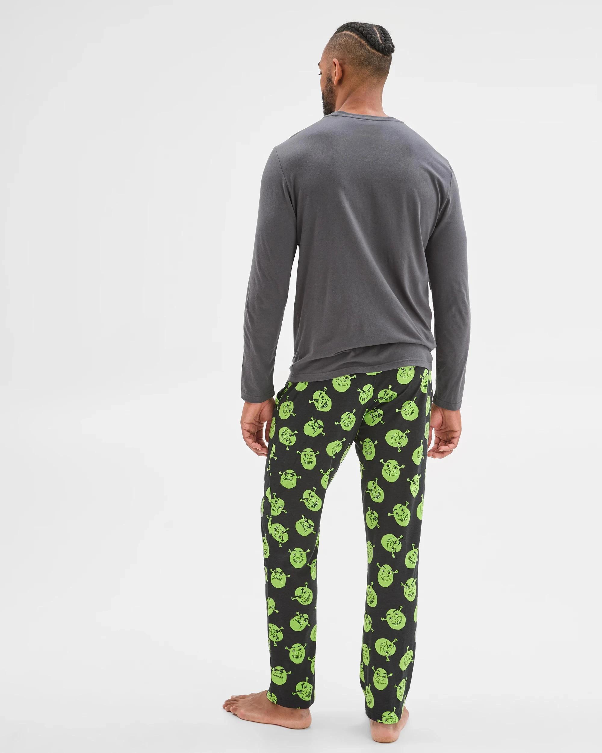 6 Target Man Shrek Knit Pyjama Set SHREK, 6 of 6
