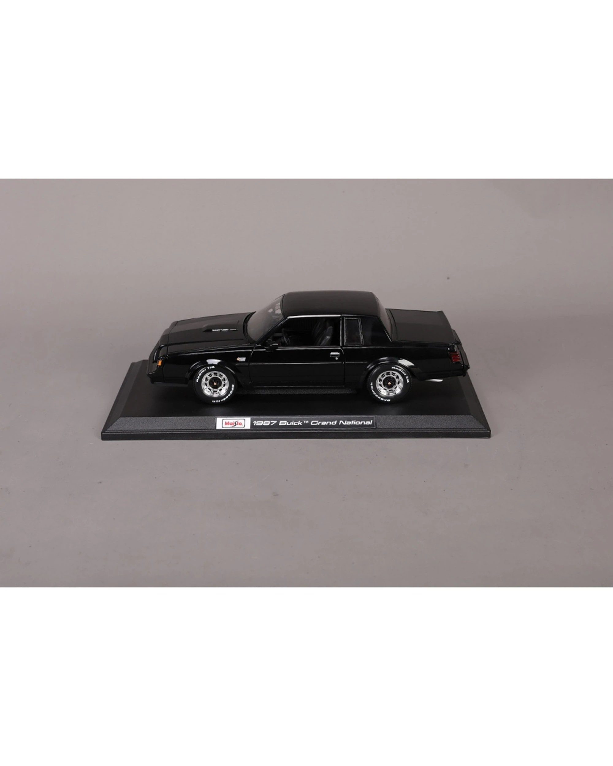 2 Maisto 1987 Buick Grand National Diecast Model Car Replica - Black, 2 of 2