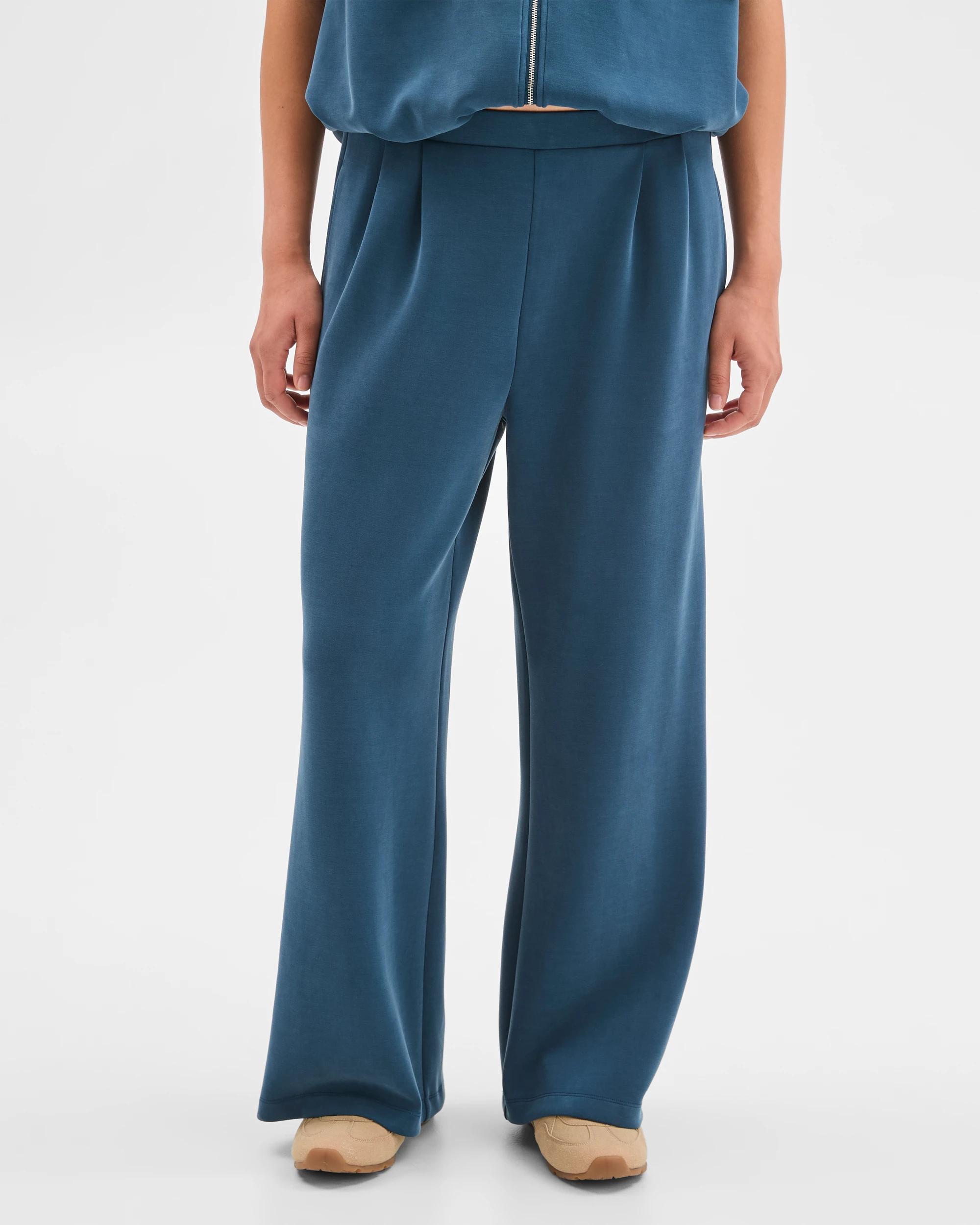 4 Target Woman Suede Touch Pull On Pants DARK TEAL, 4 of 7